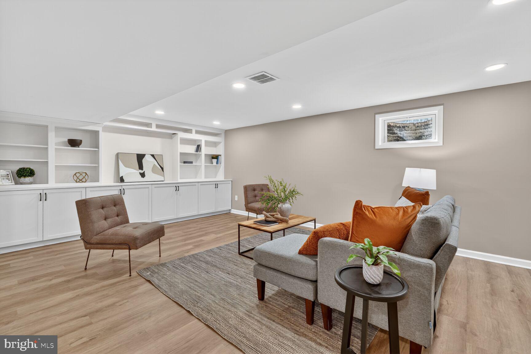 GLEN ACRES - Residential