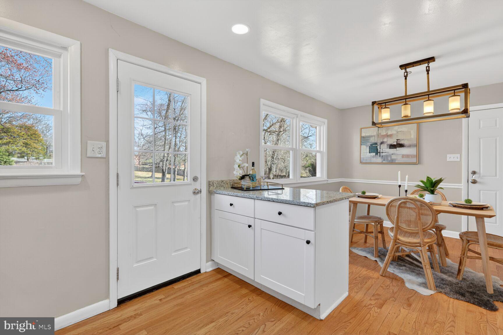 GLEN ACRES - Residential