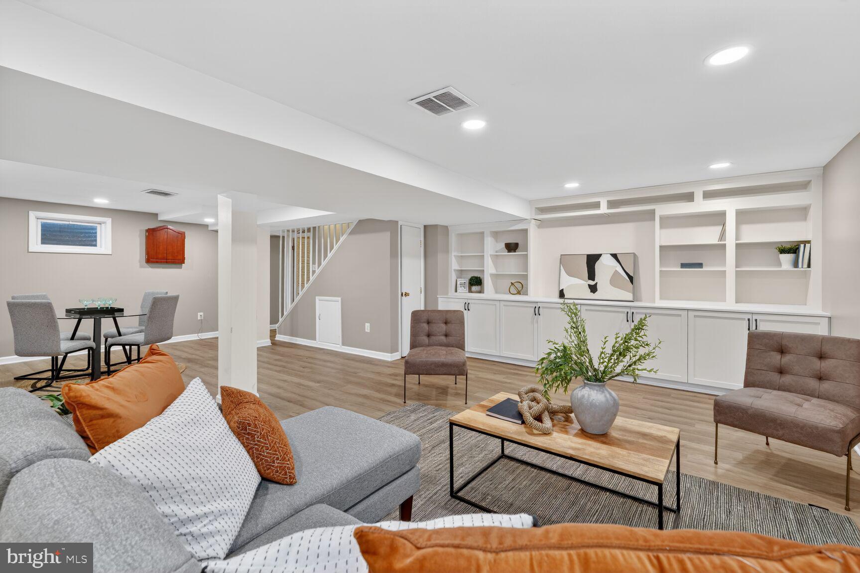 GLEN ACRES - Residential