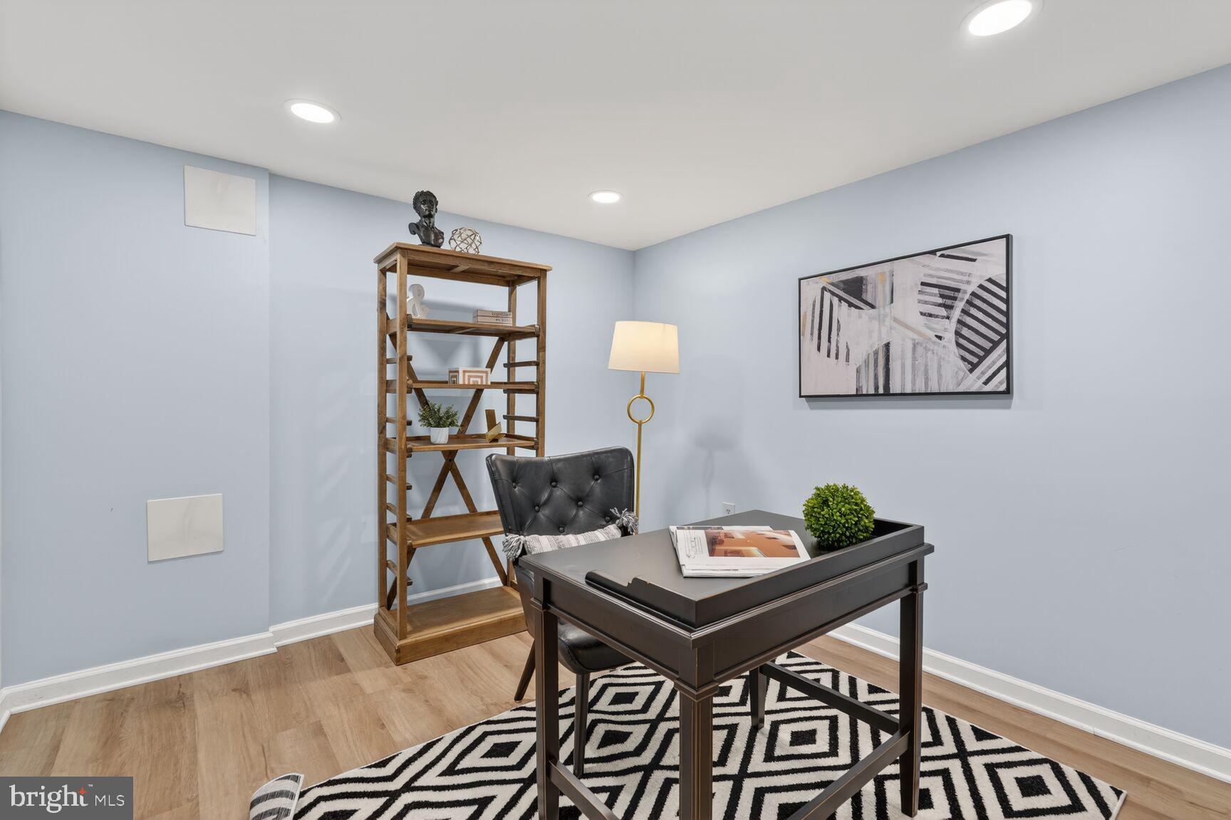 GLEN ACRES - Residential