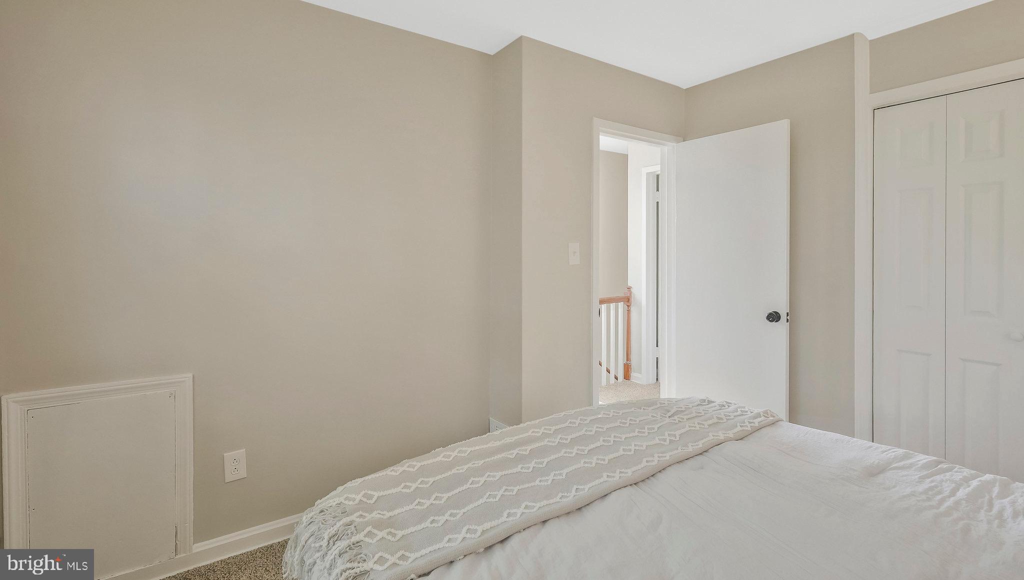 OXON RUN HILLS - Residential