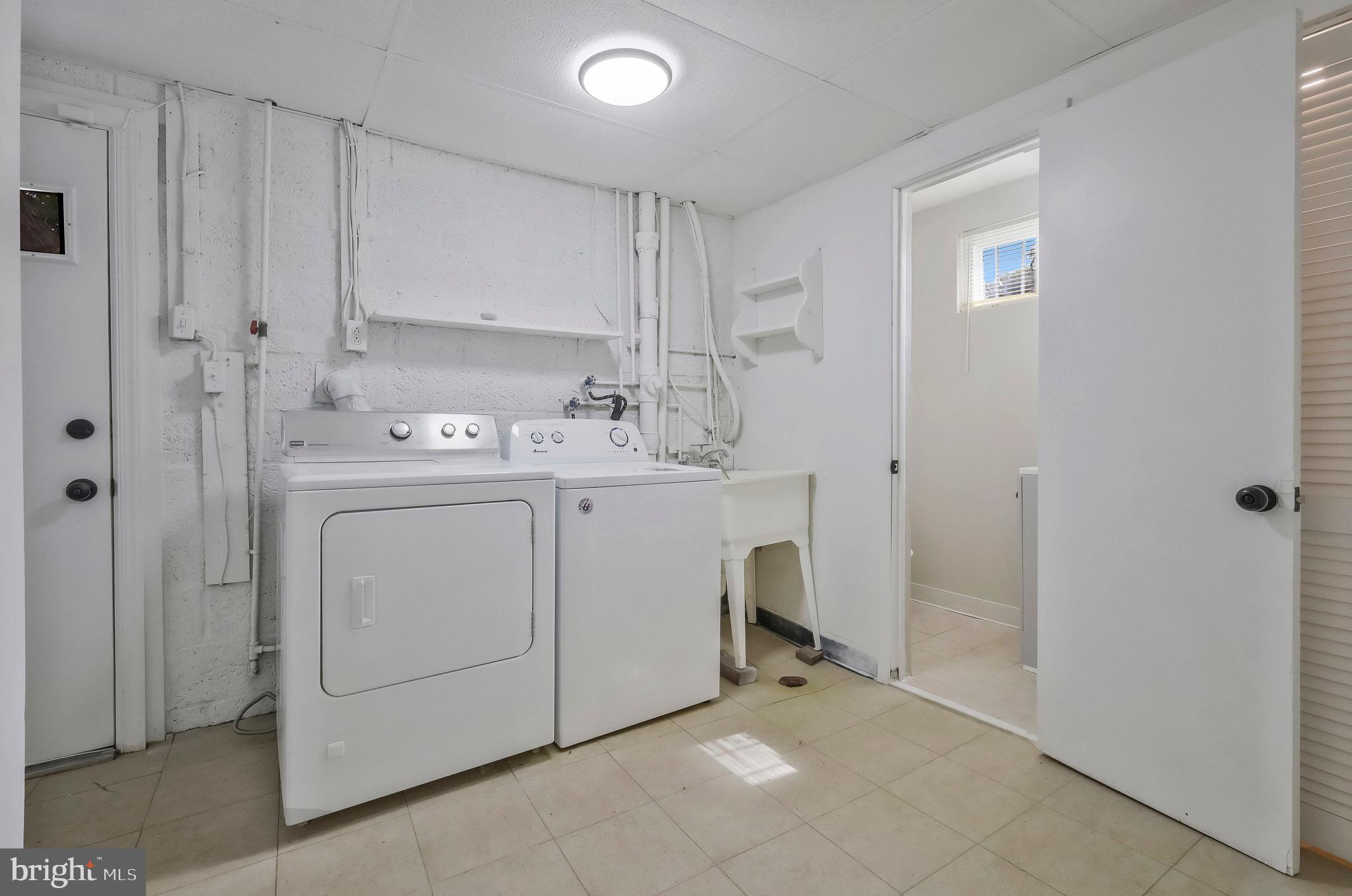 OXON RUN HILLS - Residential