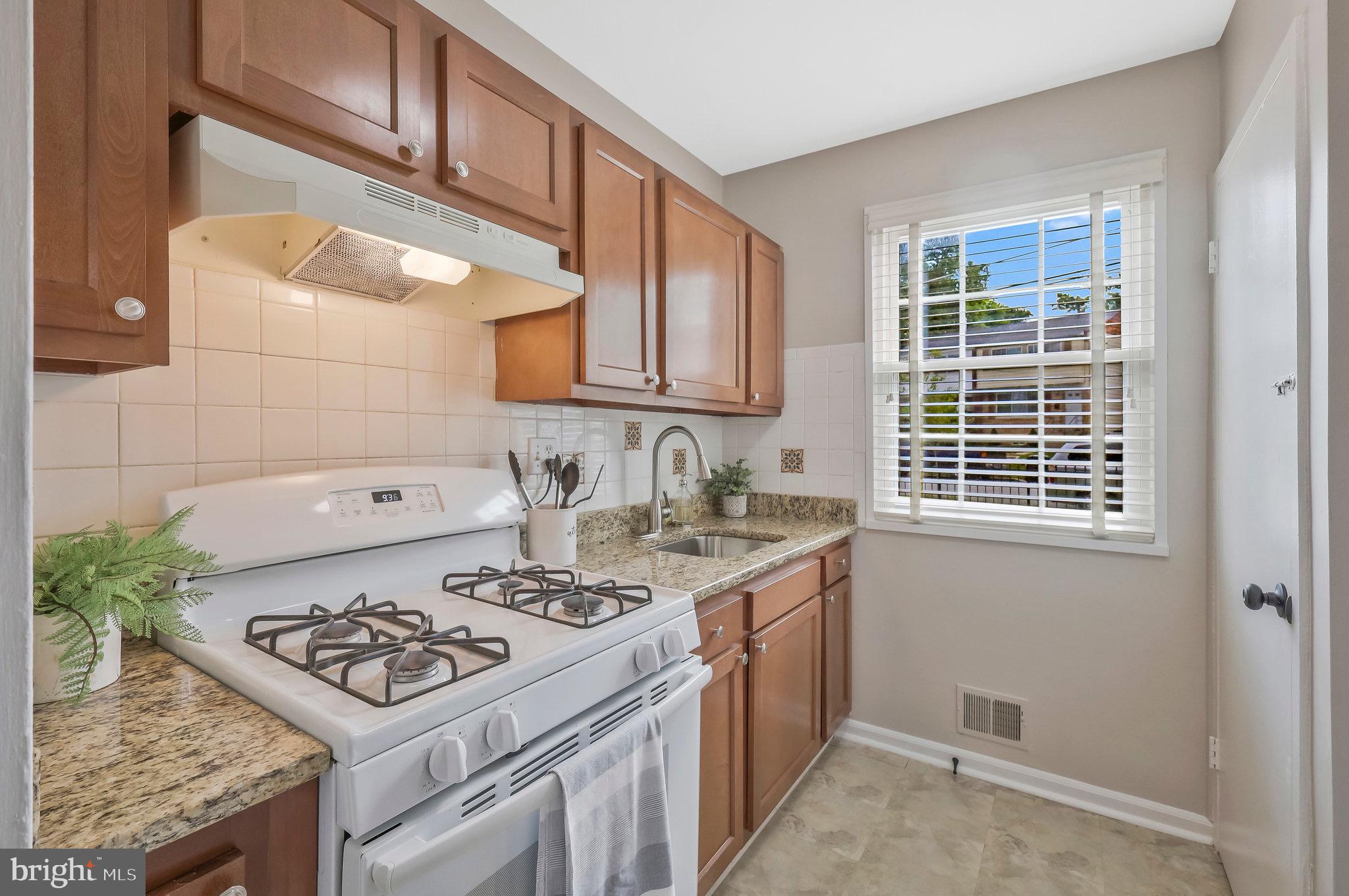 OXON RUN HILLS - Residential