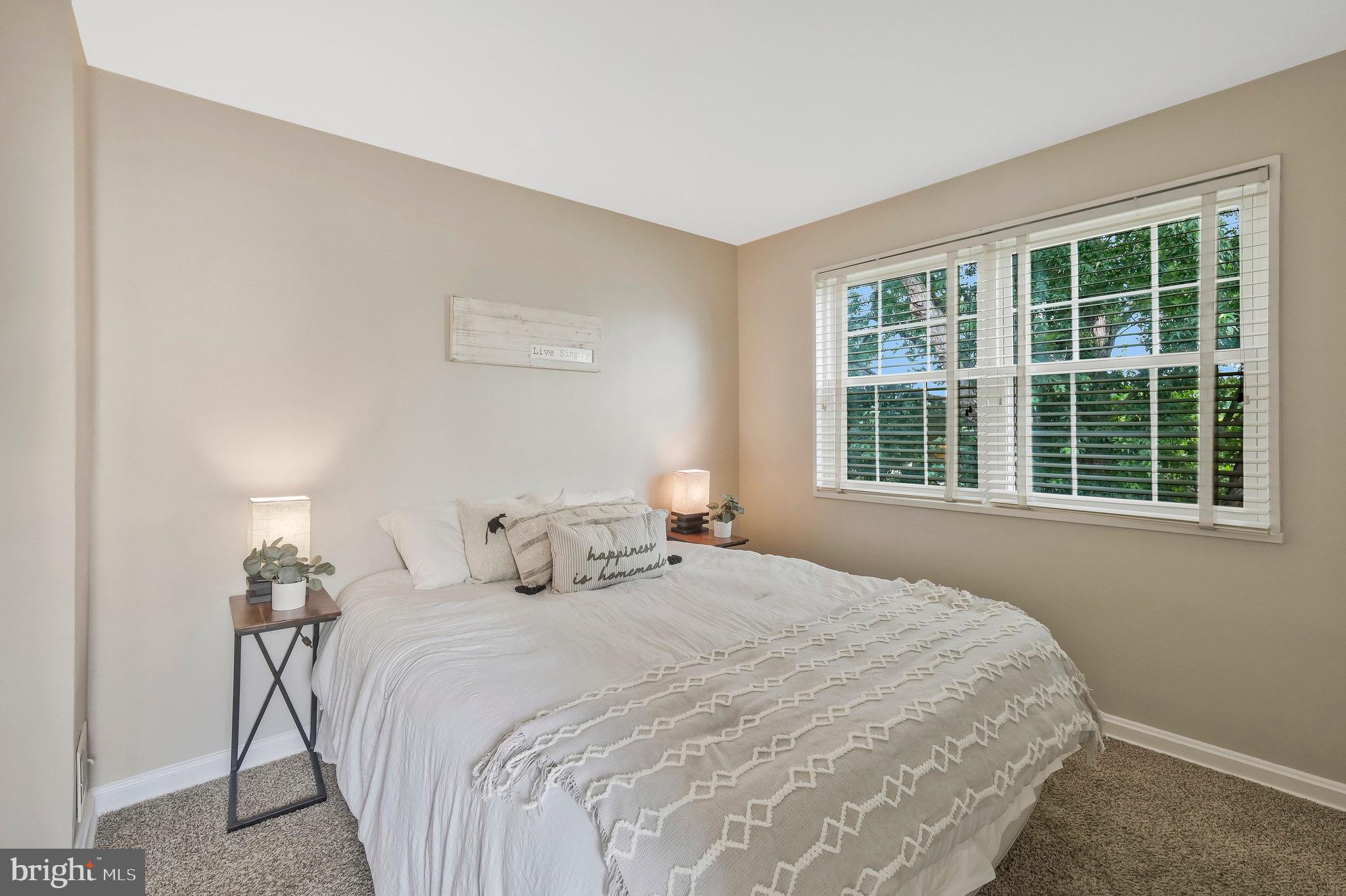 OXON RUN HILLS - Residential