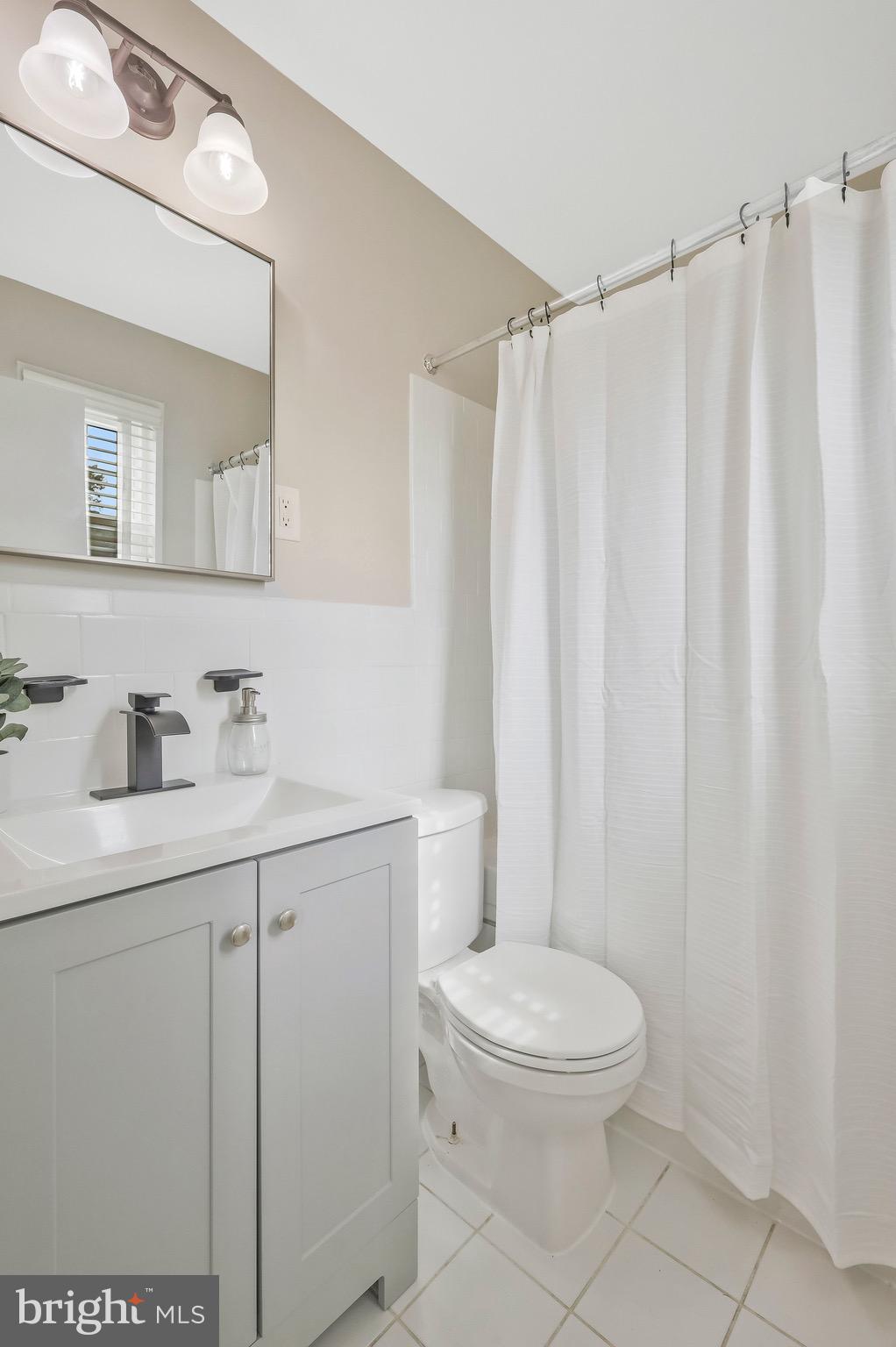 OXON RUN HILLS - Residential