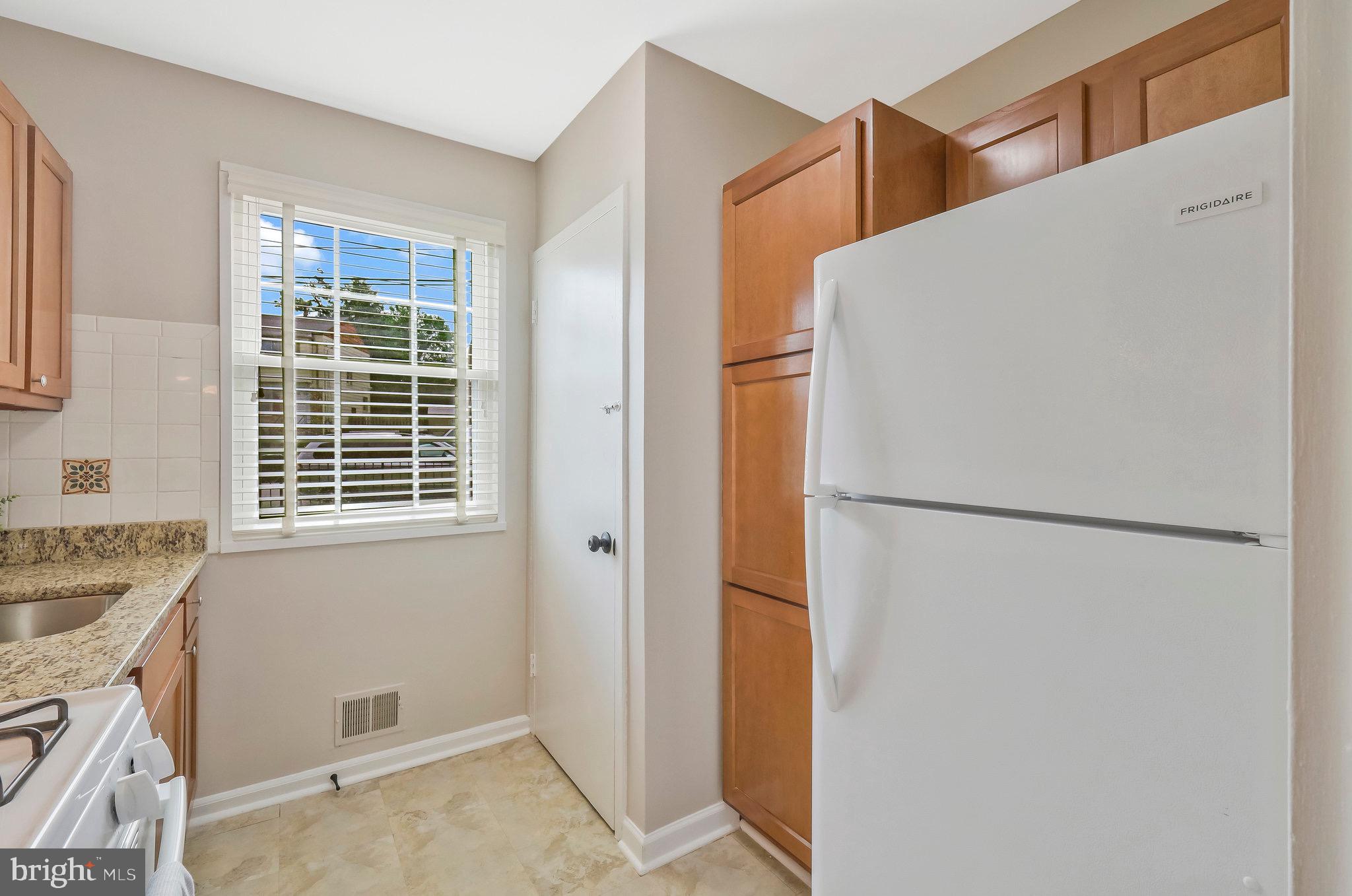 OXON RUN HILLS - Residential