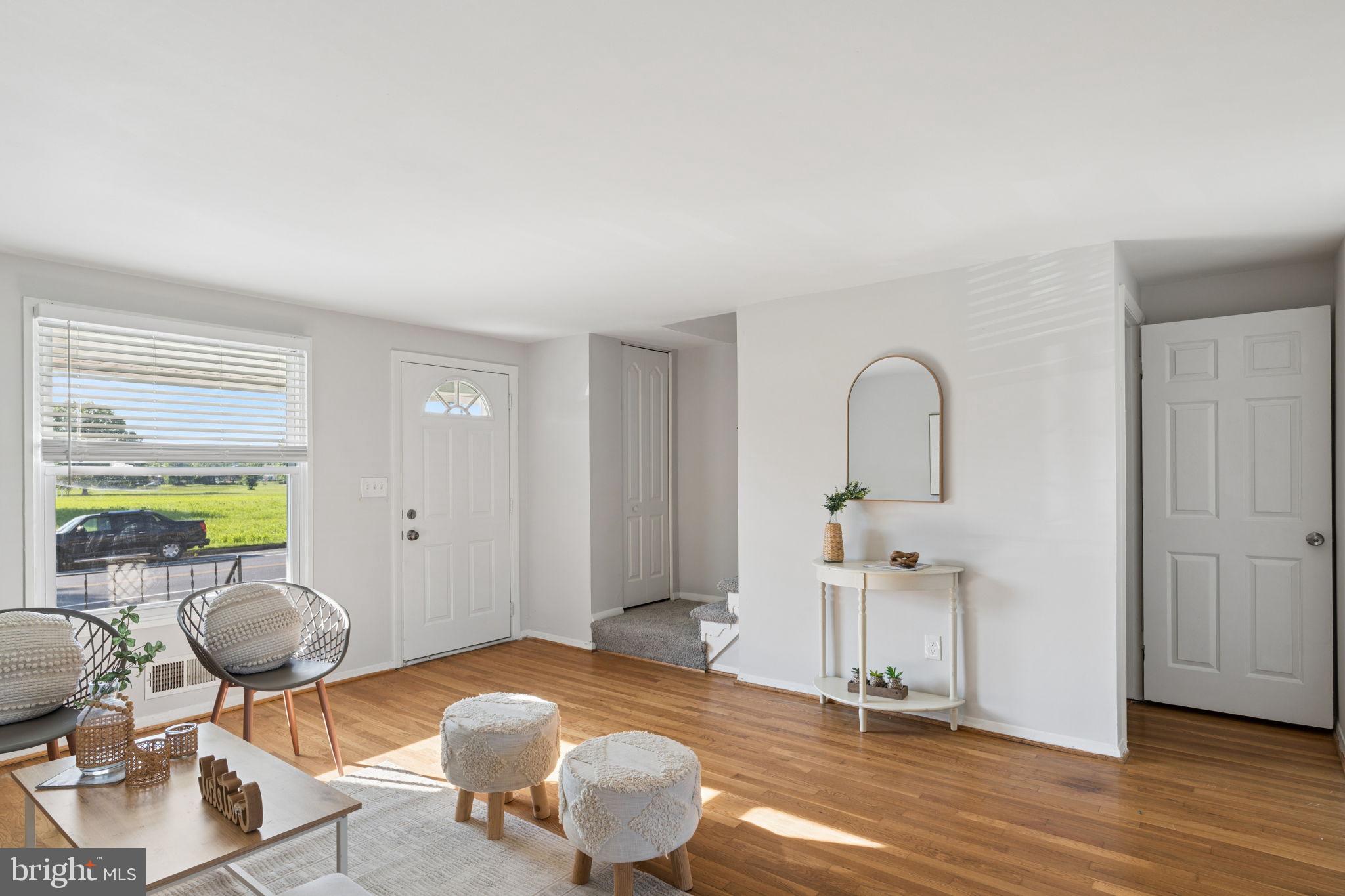 1006 MIDDLEBOROUGH ROAD