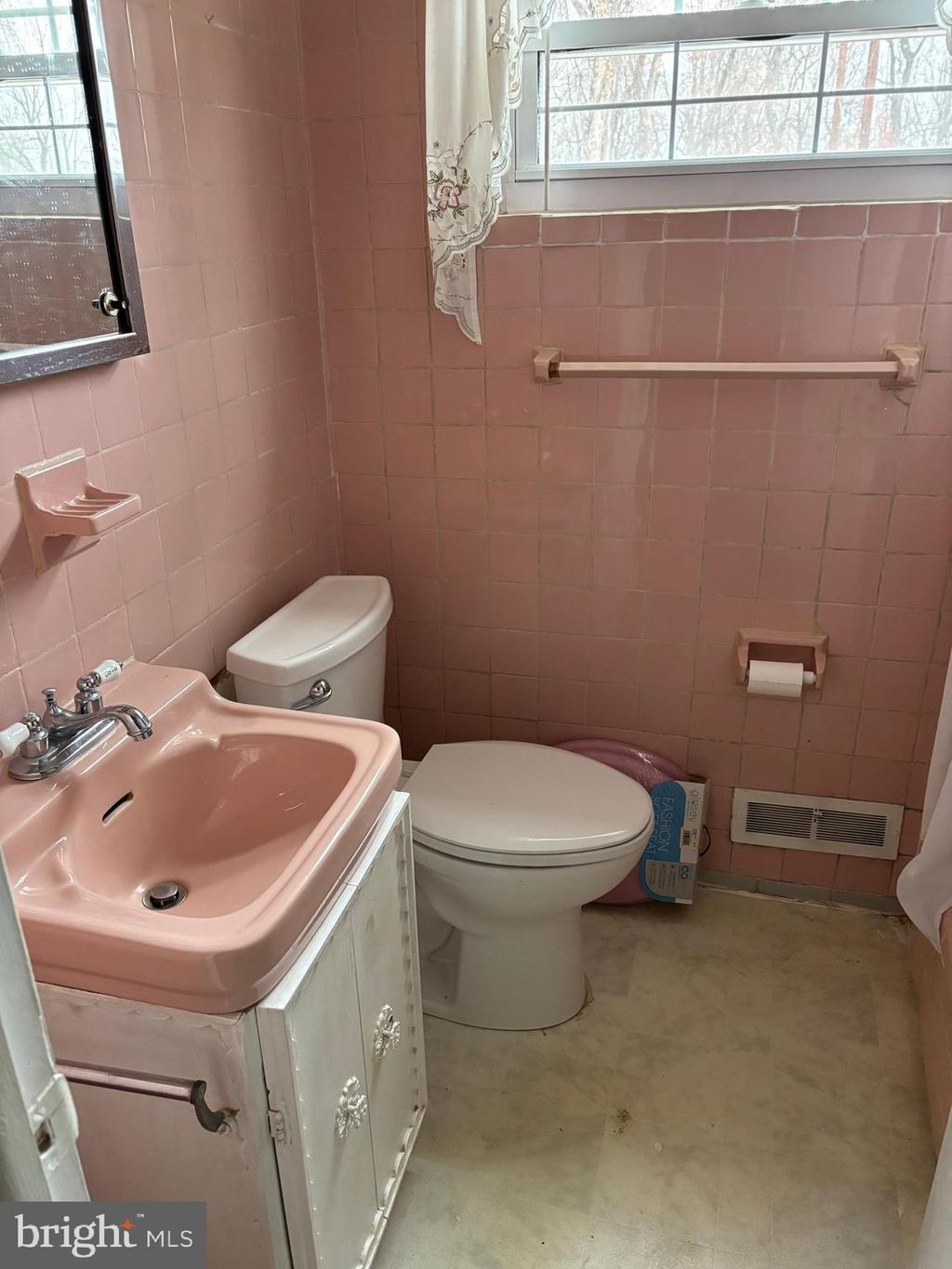 Photo of 38 Jacqueline Drive, PAOLI, PA 19301 (MLS # PACT2115318)