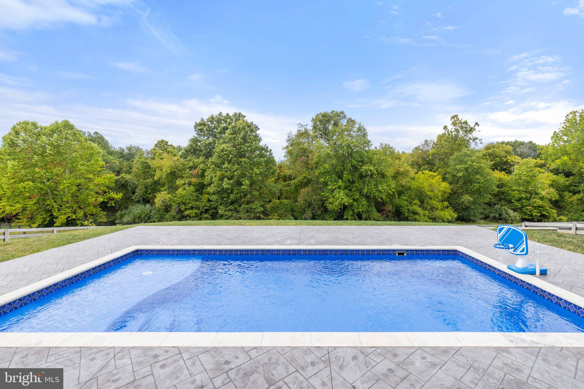 PADDOCKS AT DOWDEN DOWNS - Residential