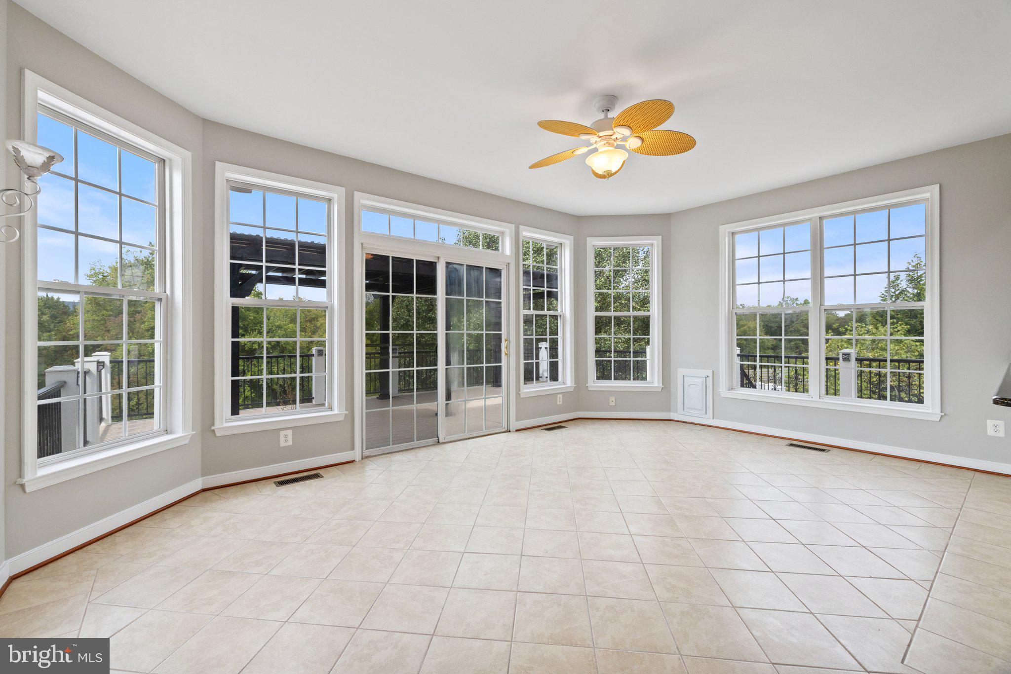 PADDOCKS AT DOWDEN DOWNS - Residential