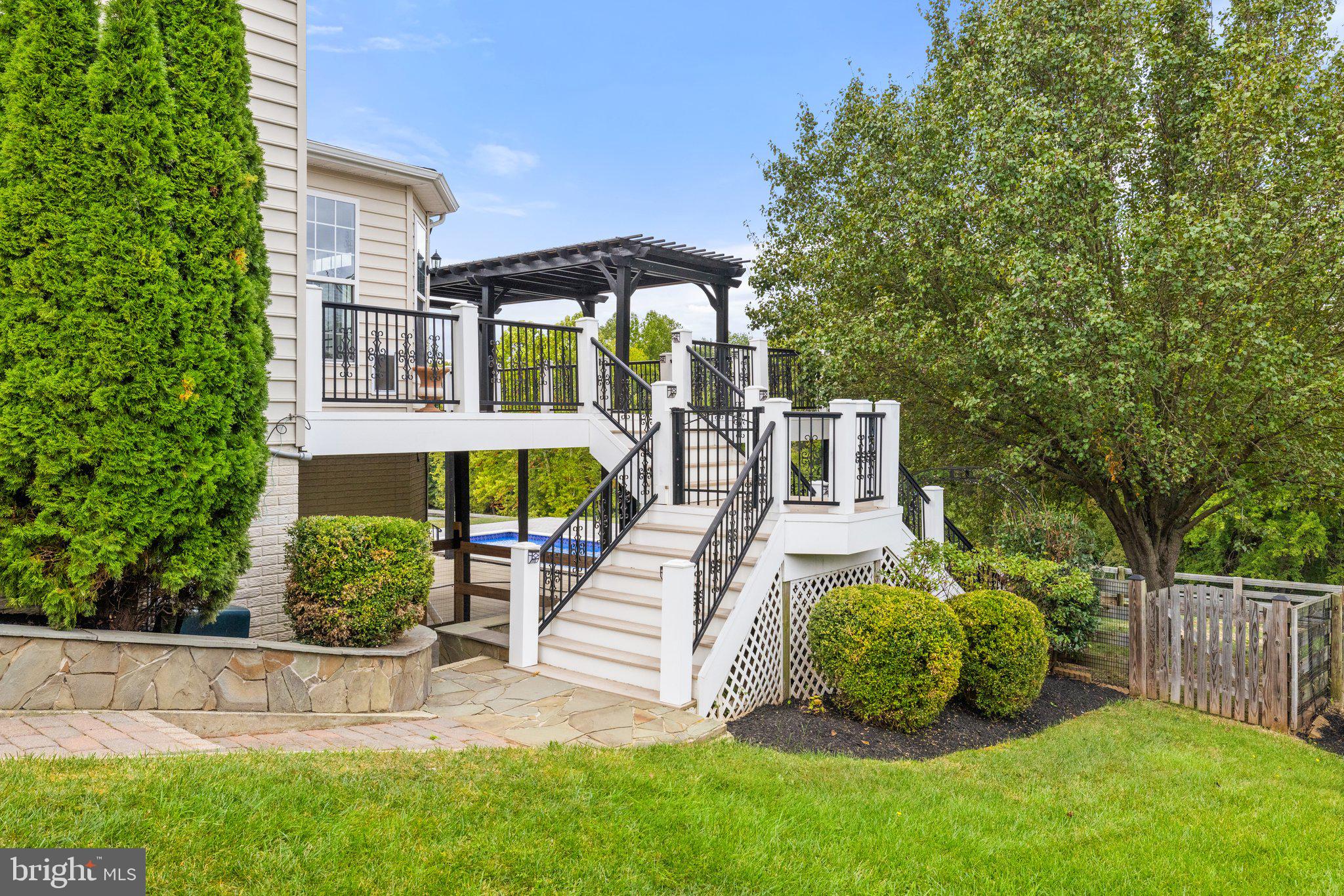 PADDOCKS AT DOWDEN DOWNS - Residential