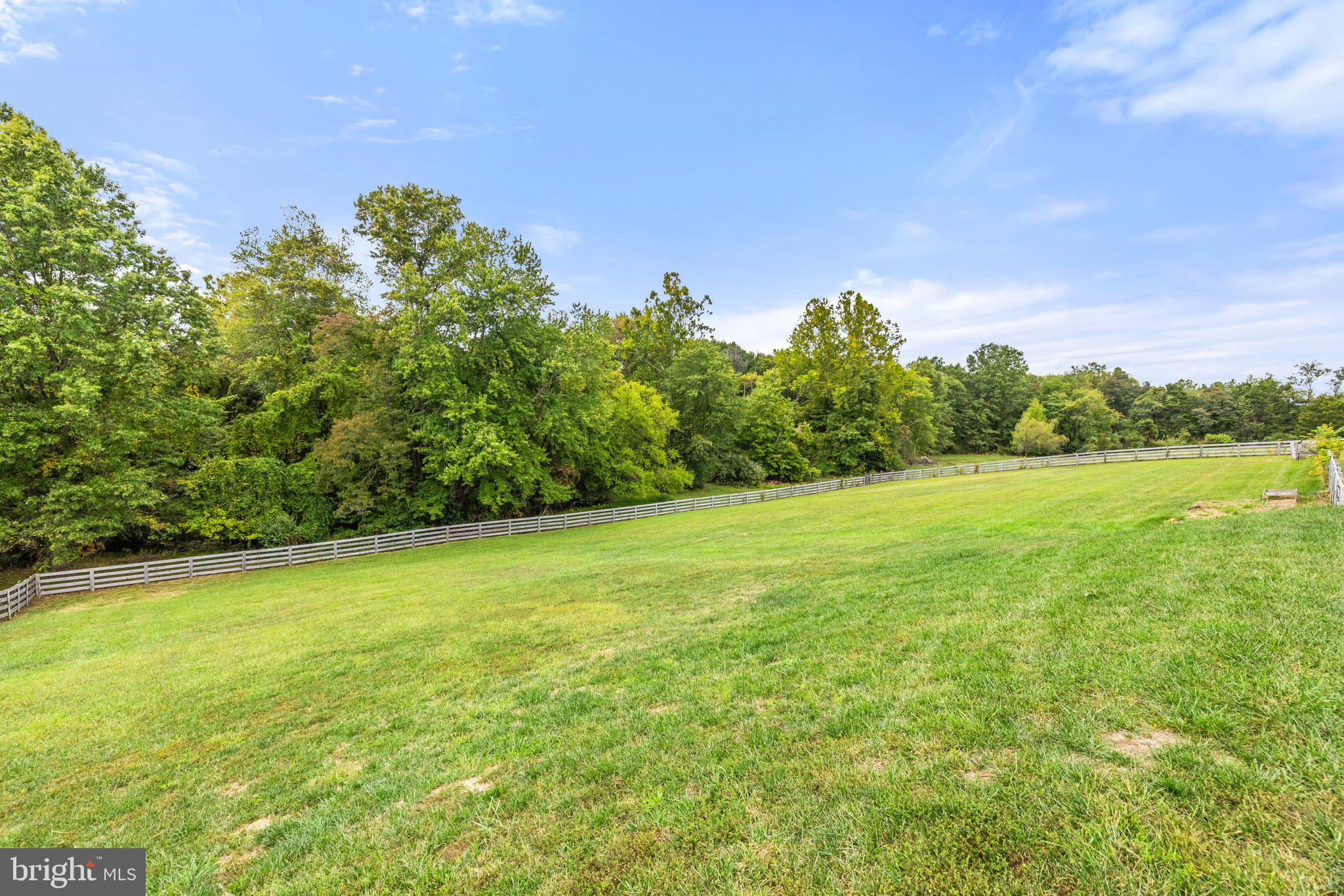 PADDOCKS AT DOWDEN DOWNS - Residential