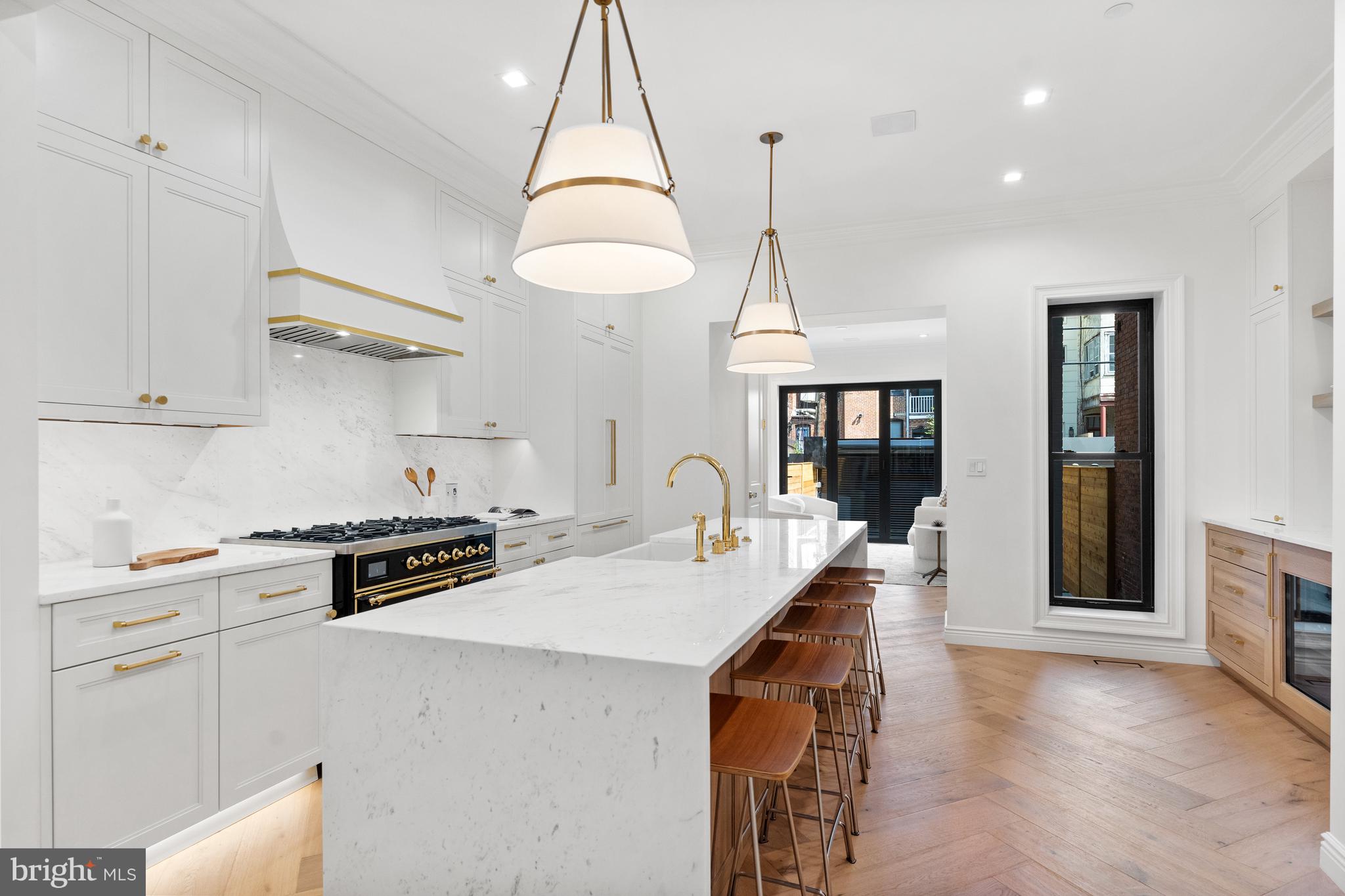 DUPONT CIRCLE - Residential