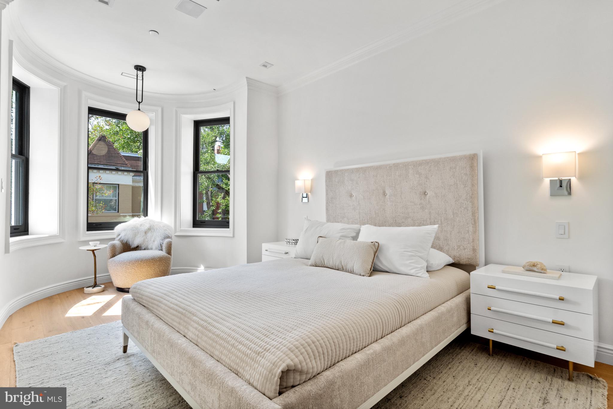 DUPONT CIRCLE - Residential