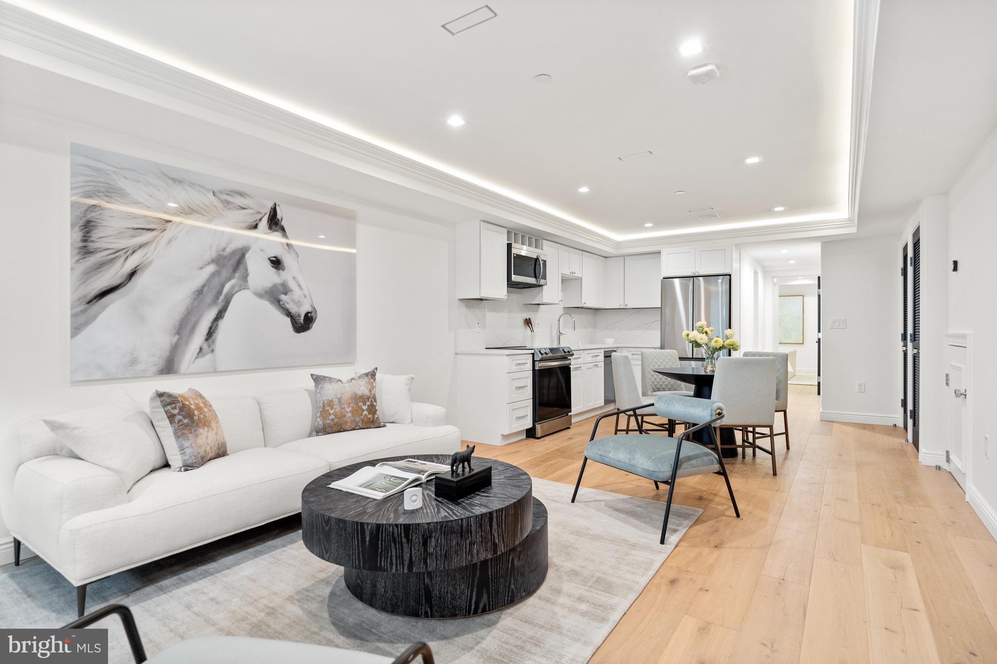 DUPONT CIRCLE - Residential