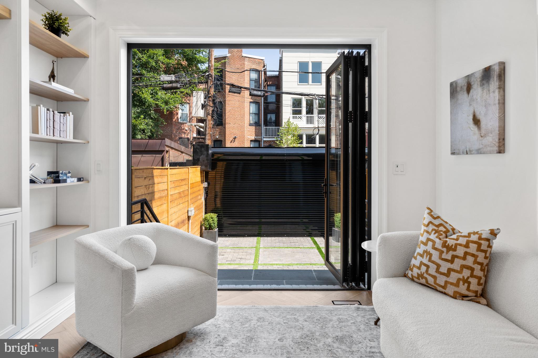 DUPONT CIRCLE - Residential