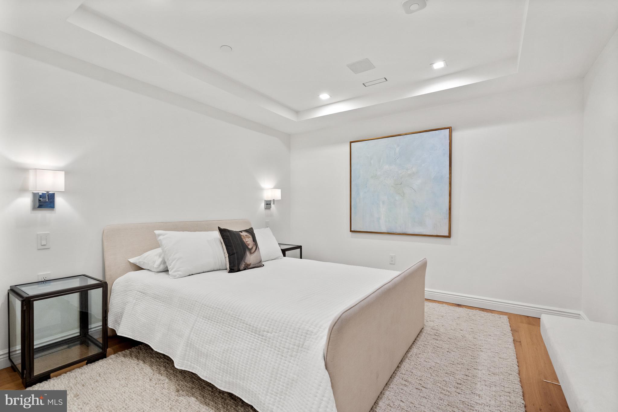 DUPONT CIRCLE - Residential