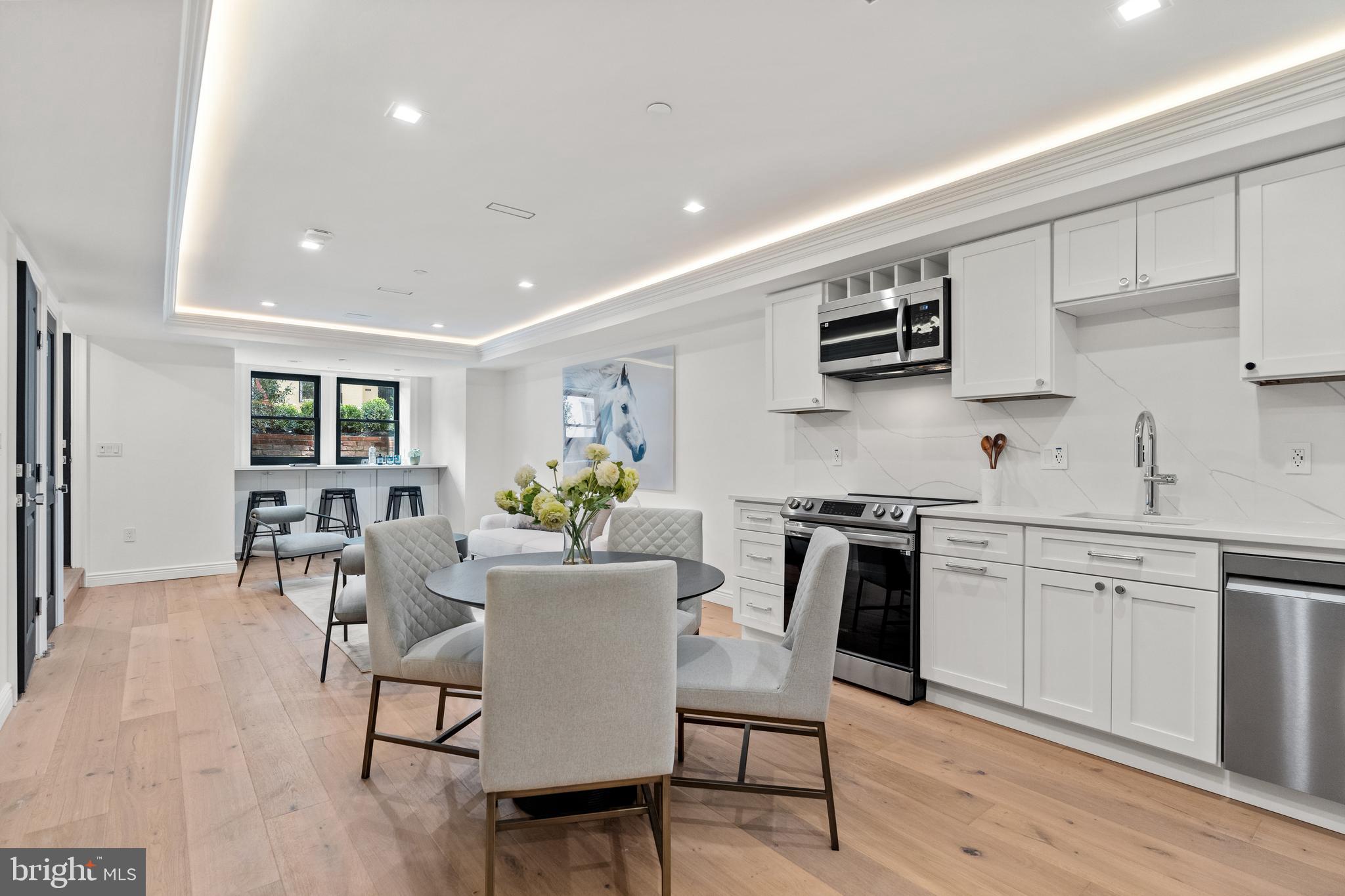 DUPONT CIRCLE - Residential