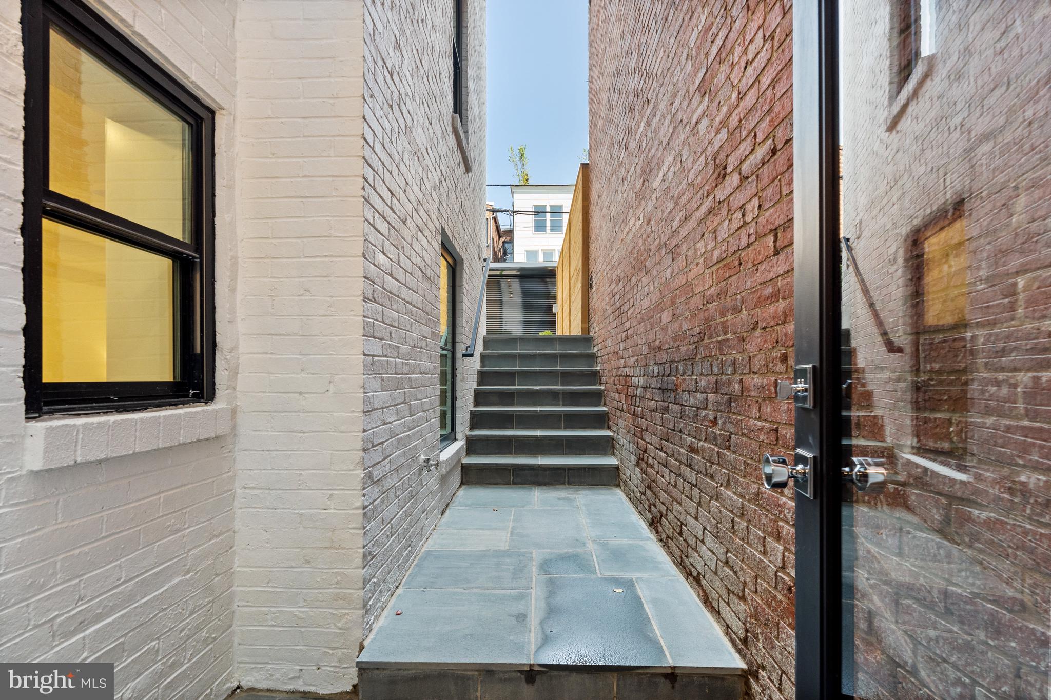 DUPONT CIRCLE - Residential