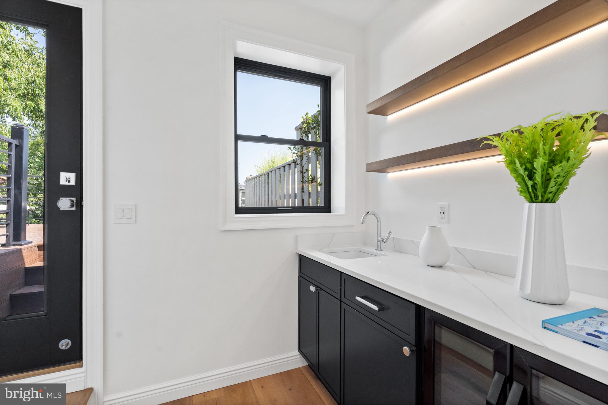 DUPONT CIRCLE - Residential