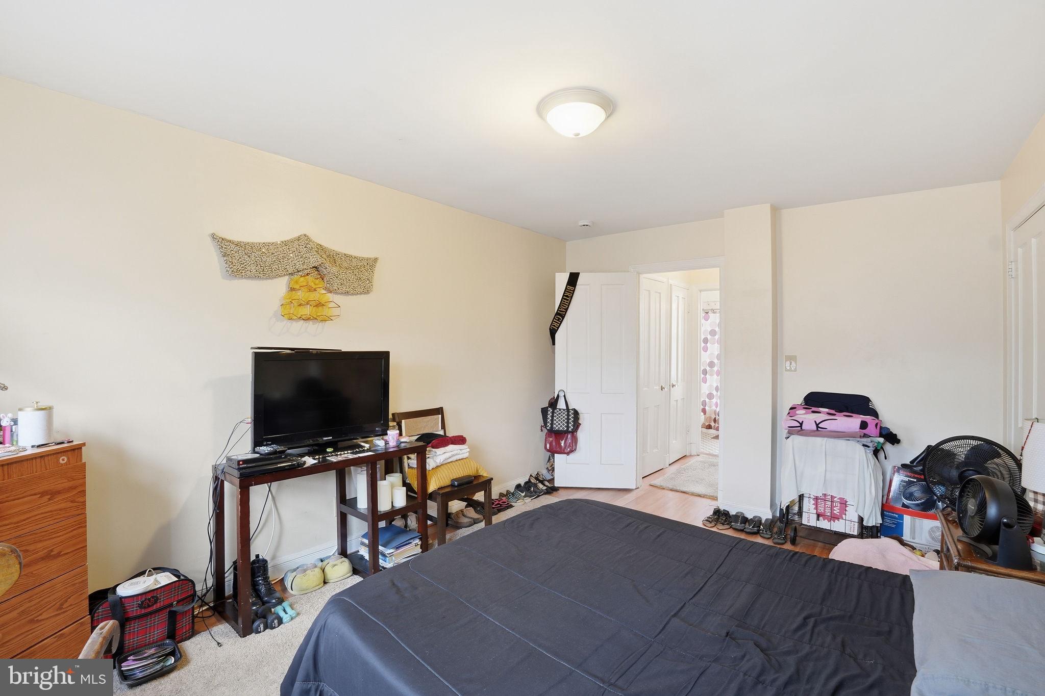CLEVELAND PARK - Residential