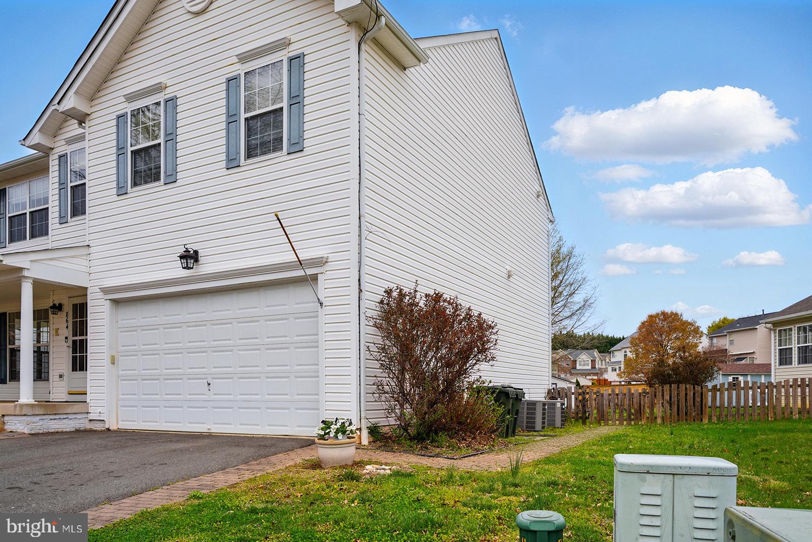 LAKEVIEW OF CULPEPER - Residential