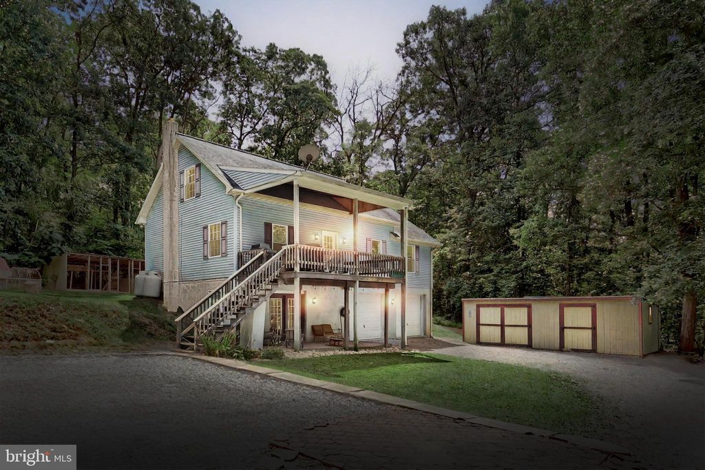 Photo of 6031 Mountain Road, DOVER, PA 17315 (MLS # PAYK2088950)