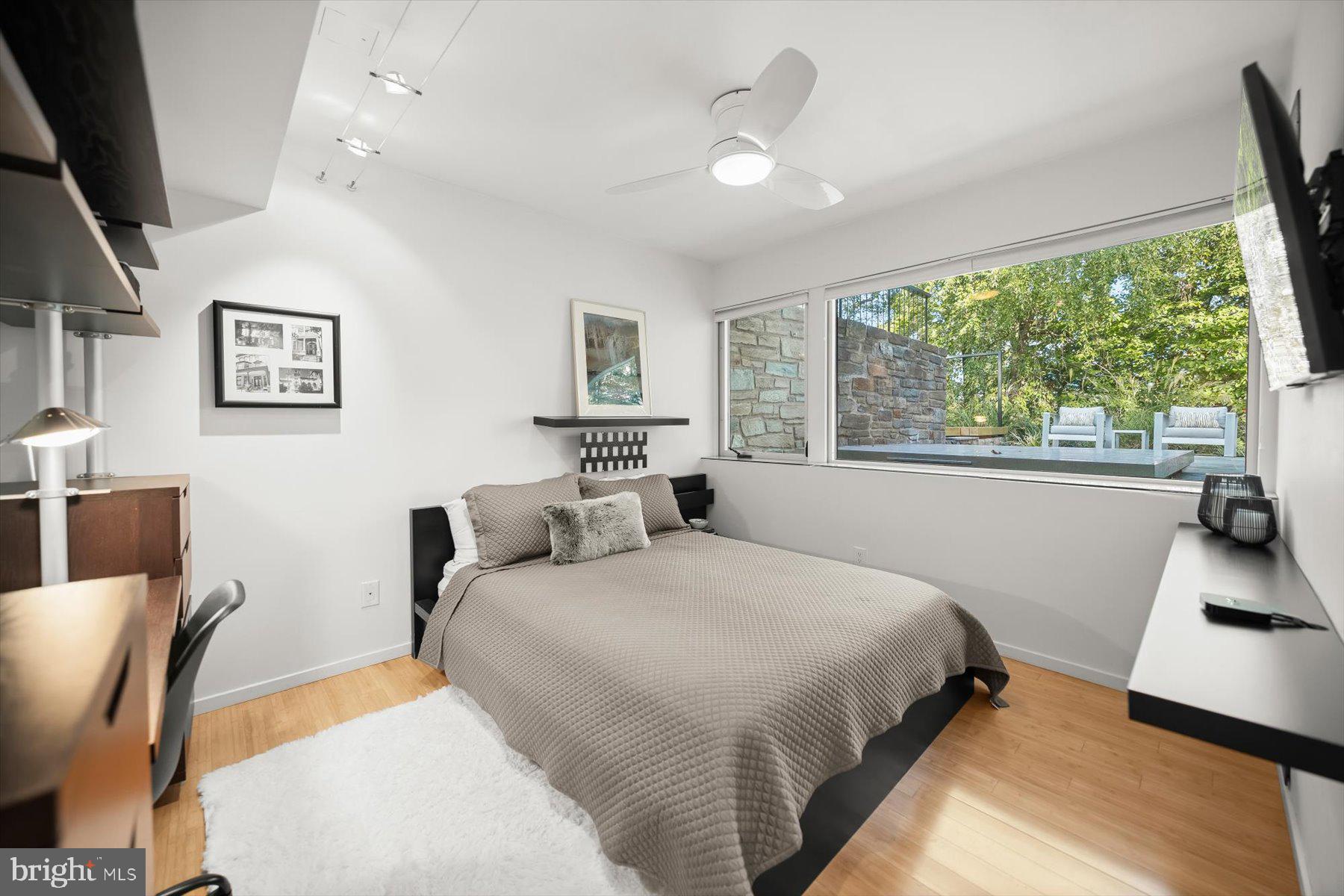 DOVER BALMORAL RIVERWOOD - Residential