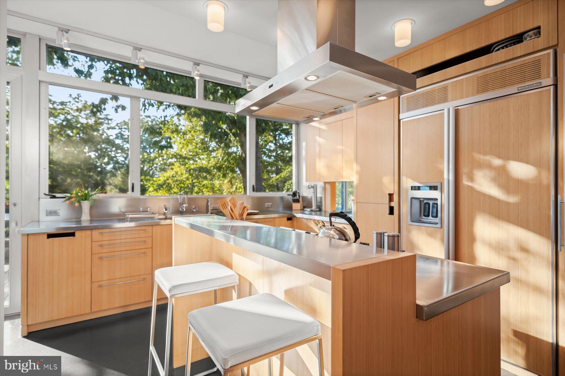 DOVER BALMORAL RIVERWOOD - Residential