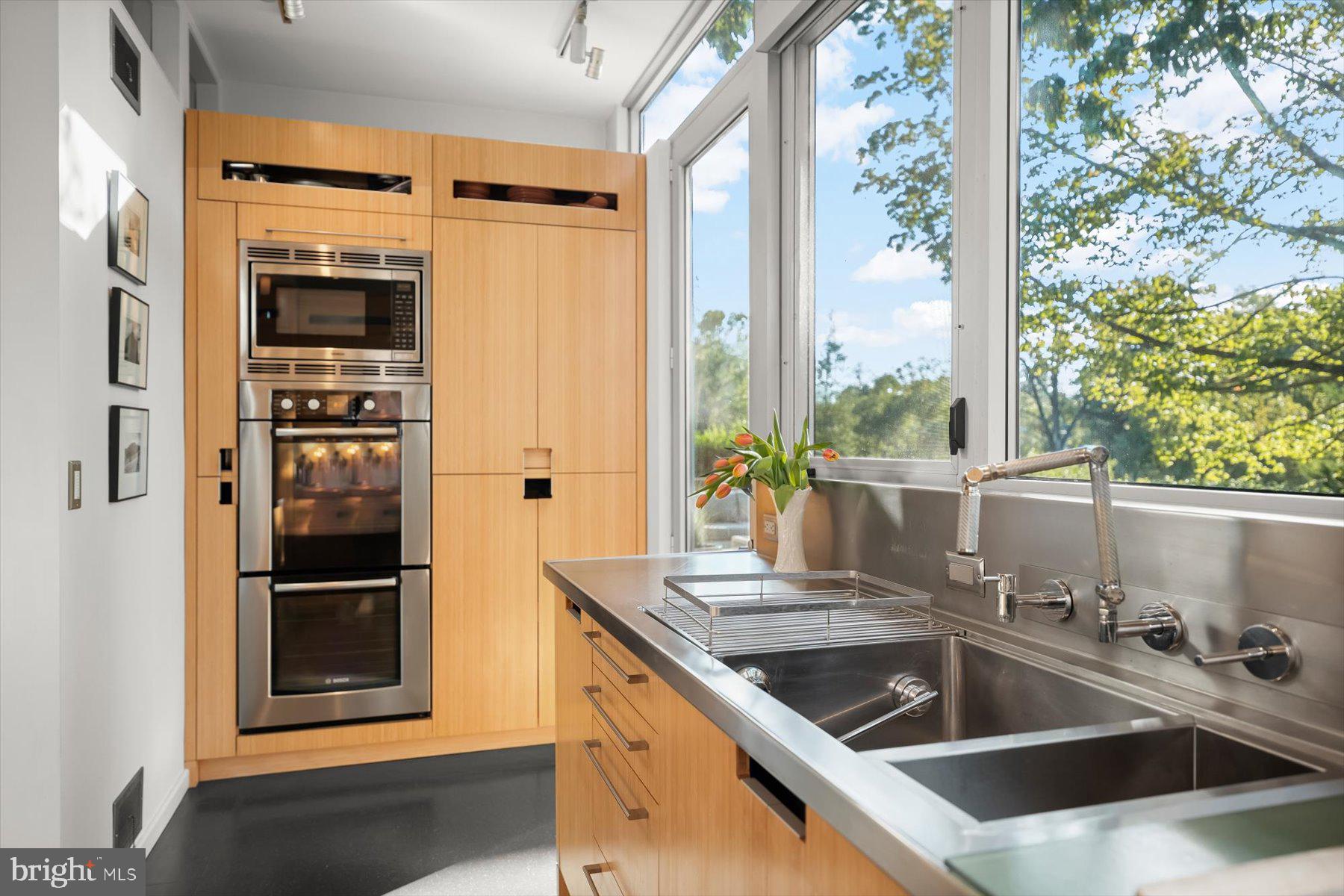 DOVER BALMORAL RIVERWOOD - Residential