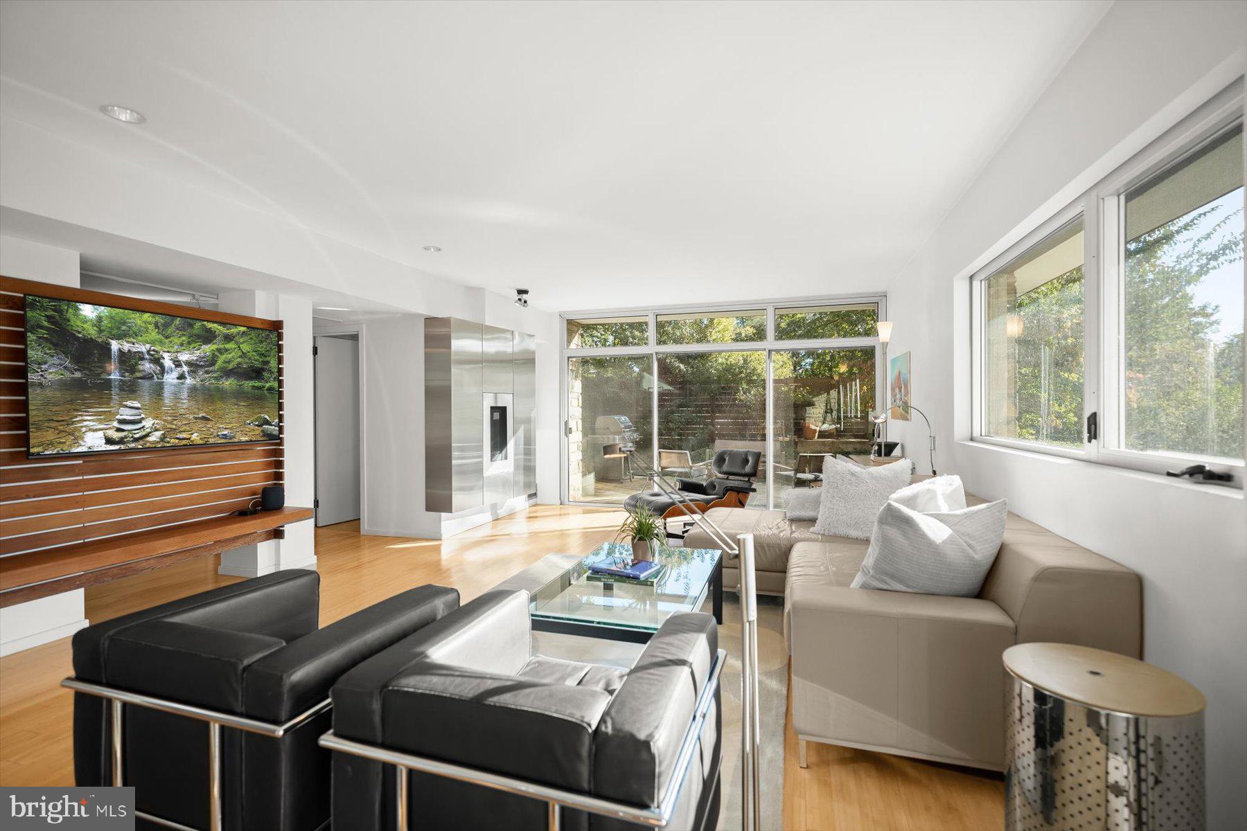 DOVER BALMORAL RIVERWOOD - Residential