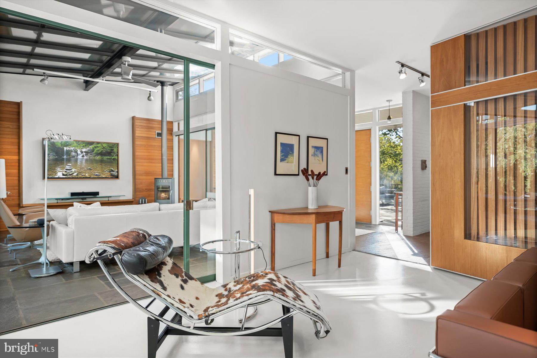 DOVER BALMORAL RIVERWOOD - Residential