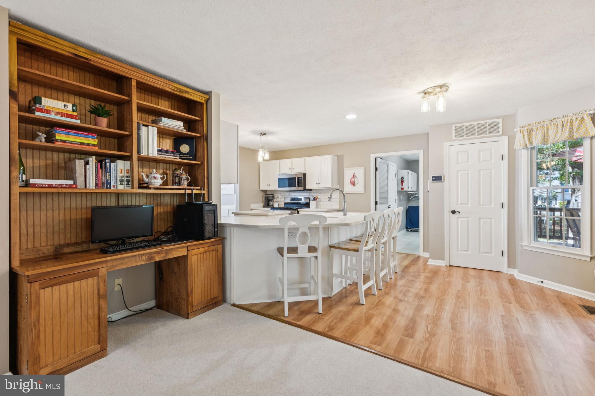 44014 SILVERWOOD LANE