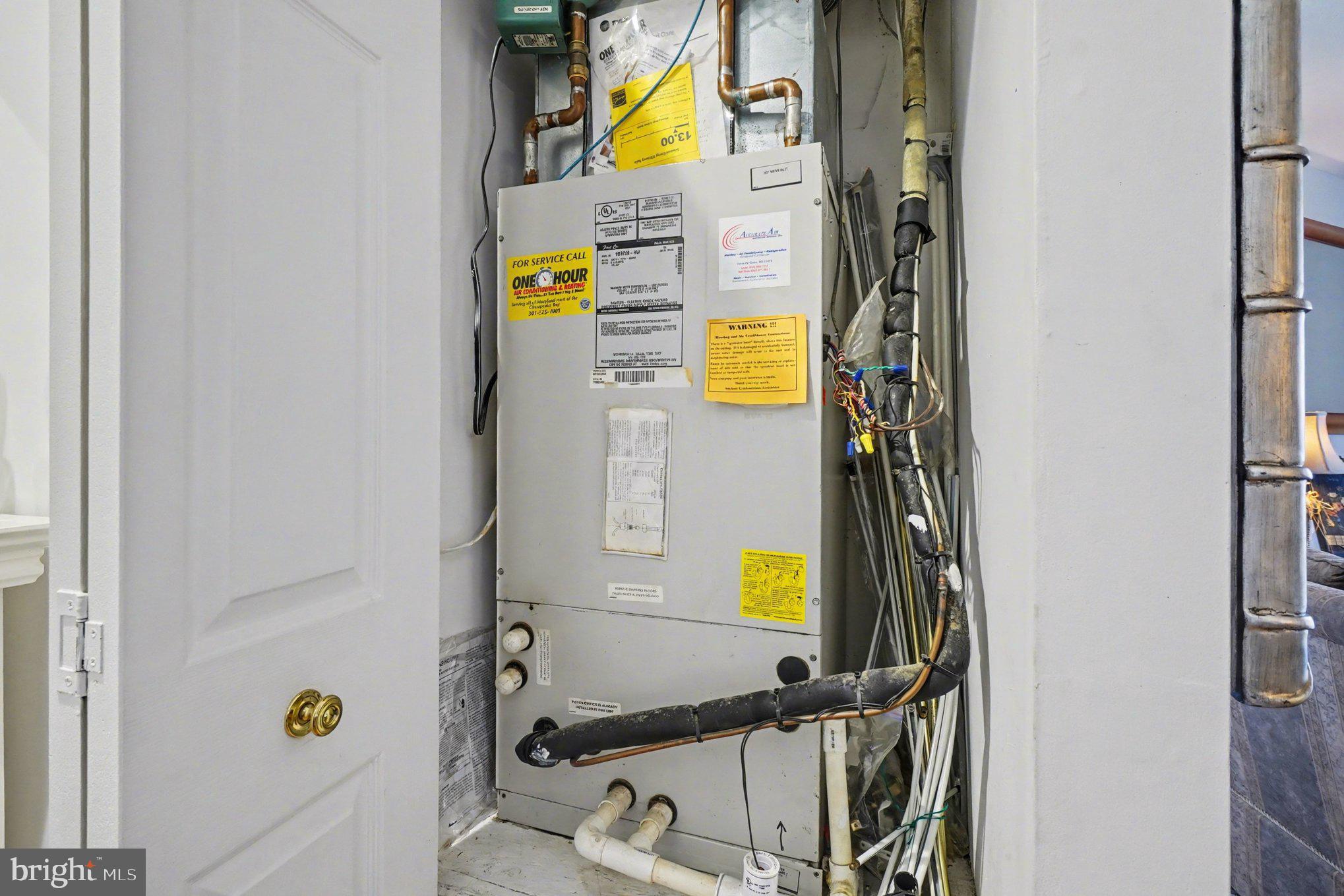 BAYLAND CONDO - Residential