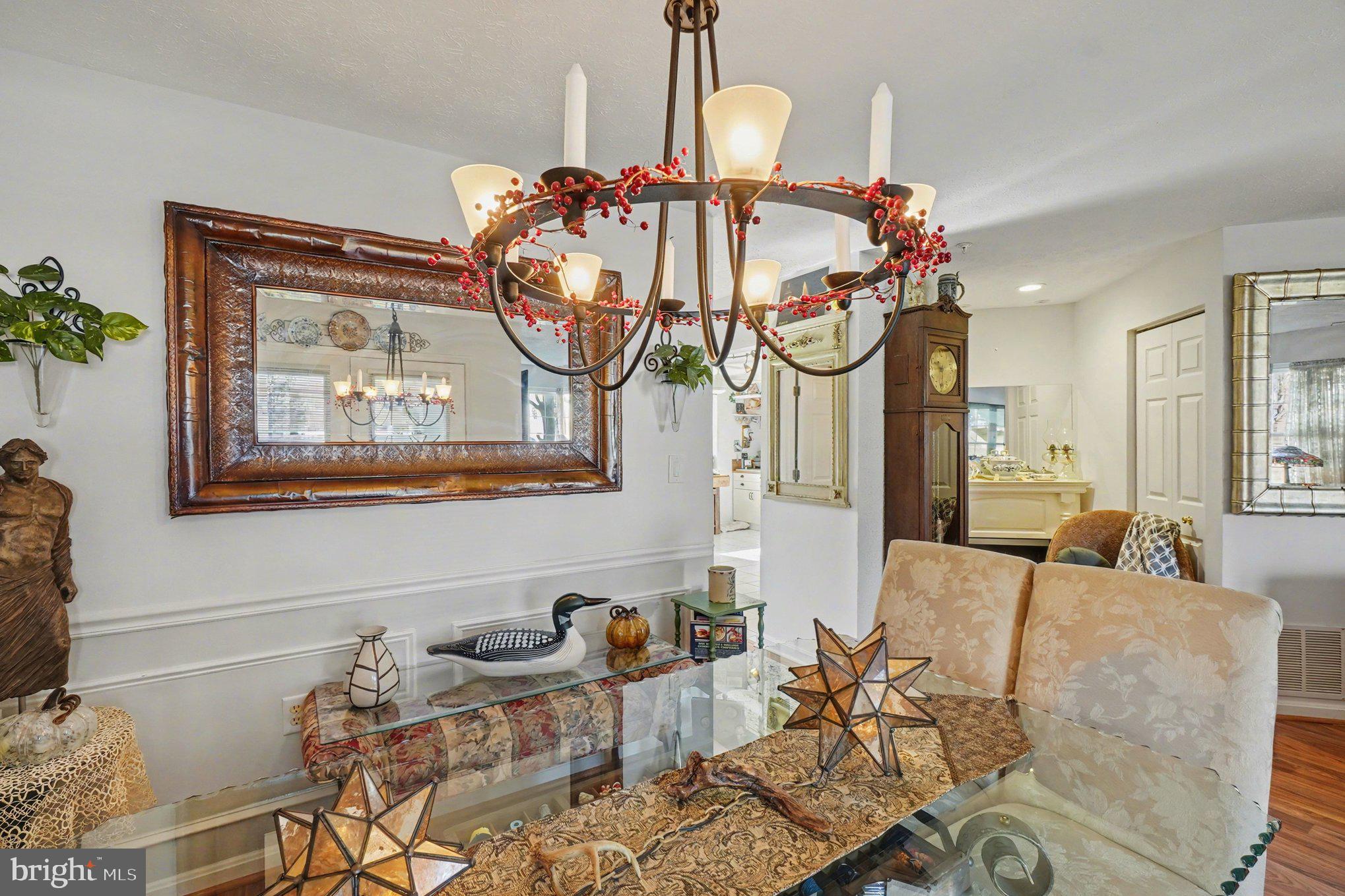 BAYLAND CONDO - Residential