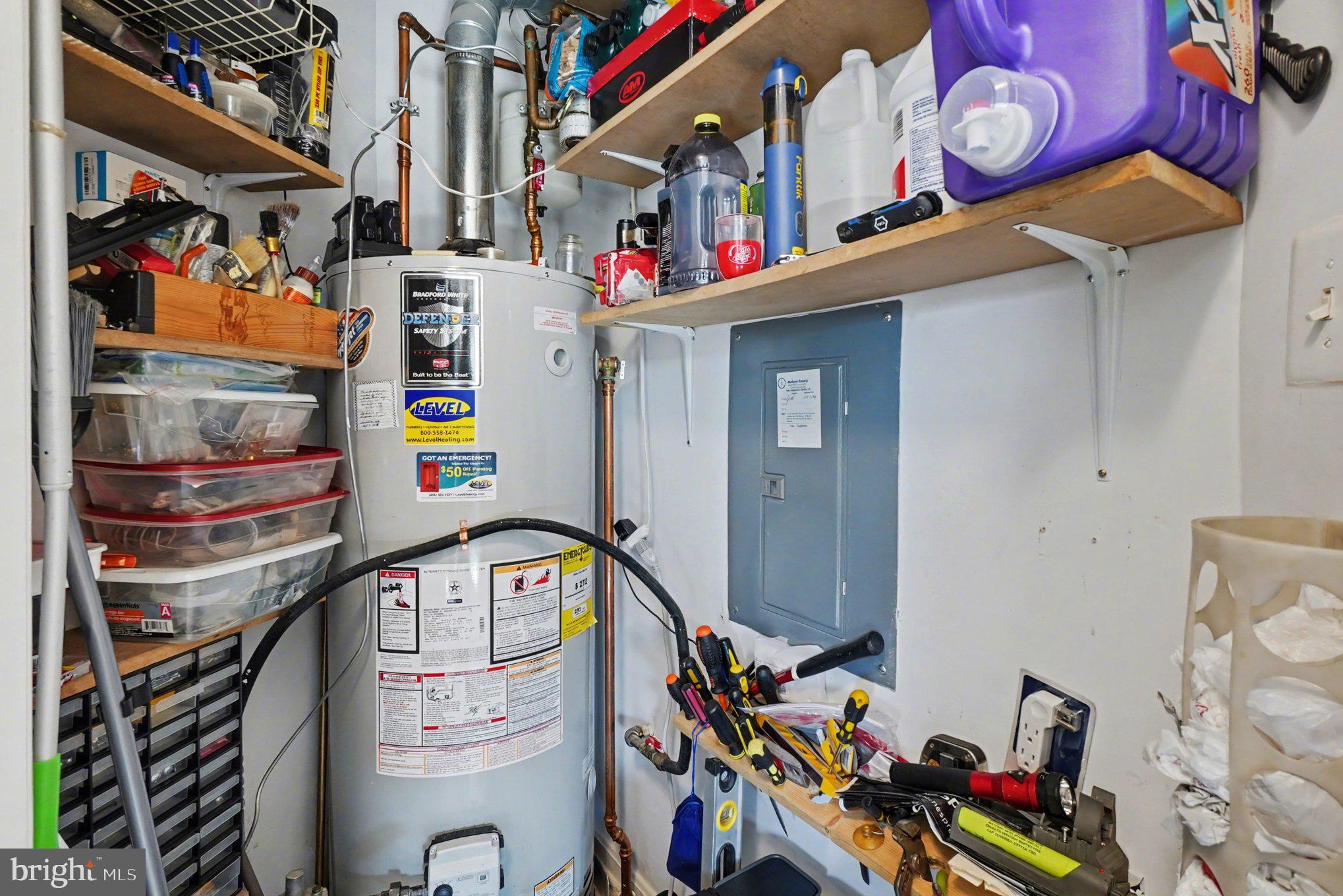 BAYLAND CONDO - Residential