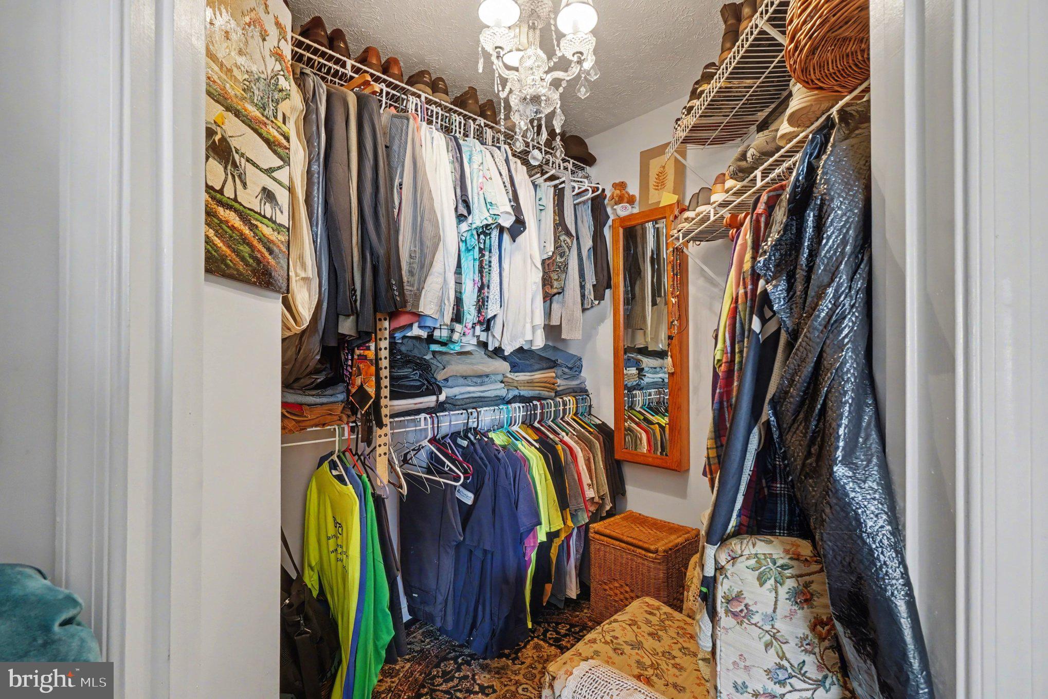 BAYLAND CONDO - Residential