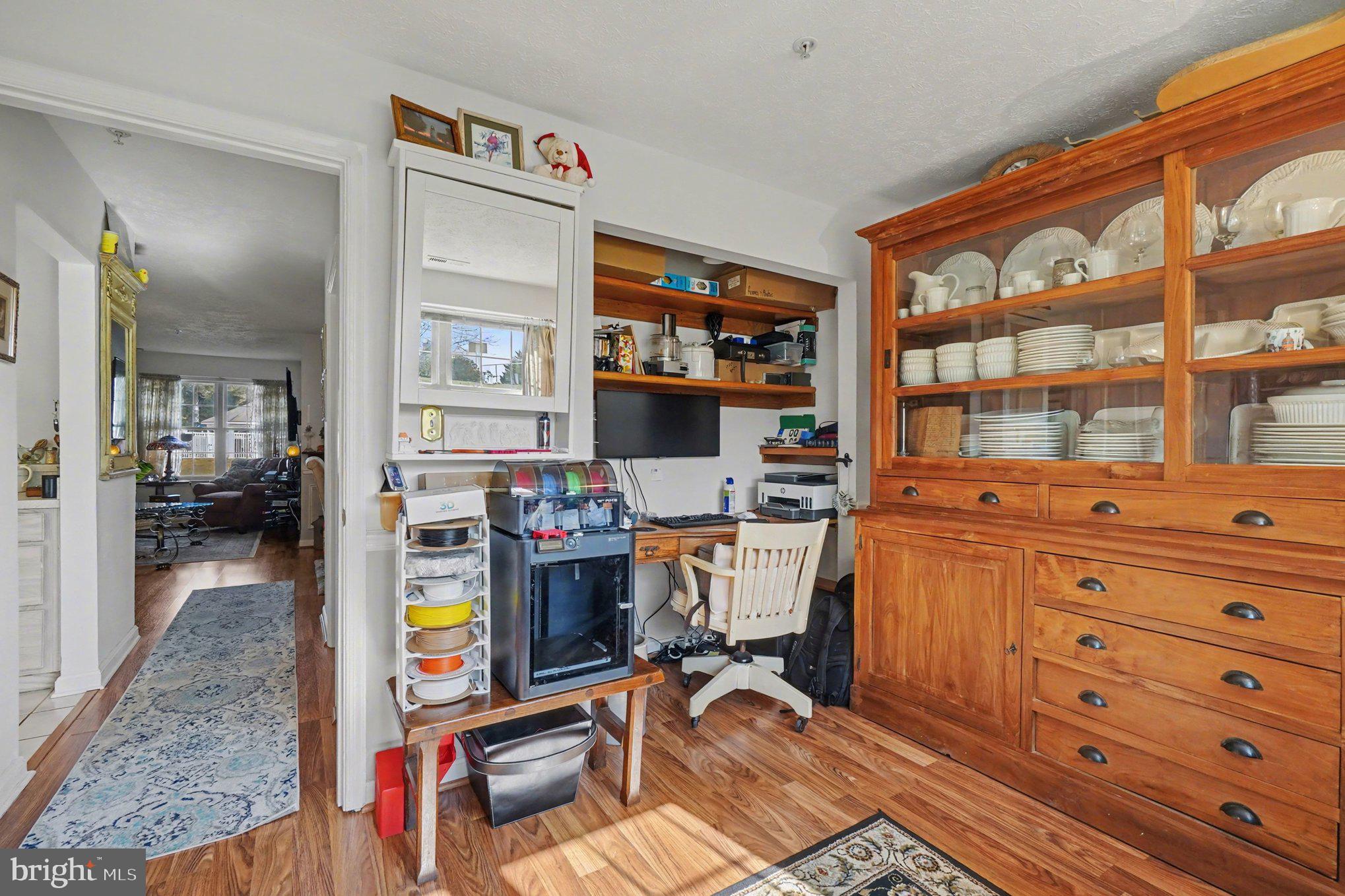 BAYLAND CONDO - Residential