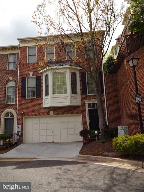 Townhouse For Rent - 2540 Gadsby Place<br/> ALEXANDRIA, VA 22311