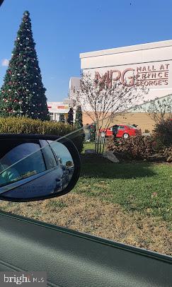 DEFENSE HEIGHTS - Residential Lease