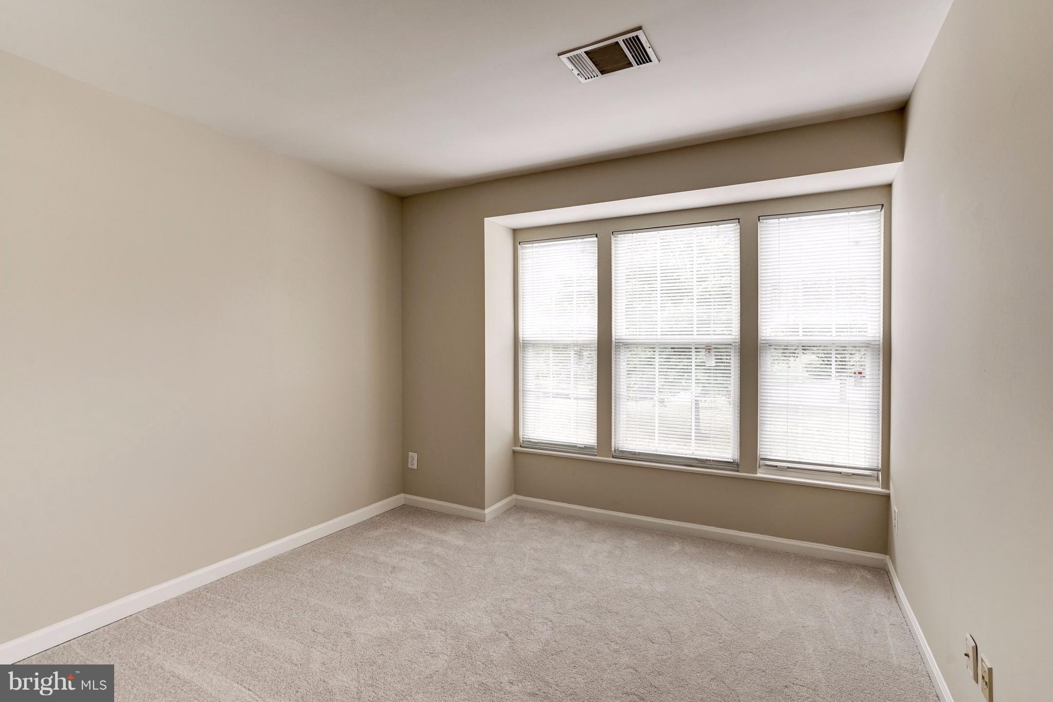 COMPTON VILLAGE - Residential