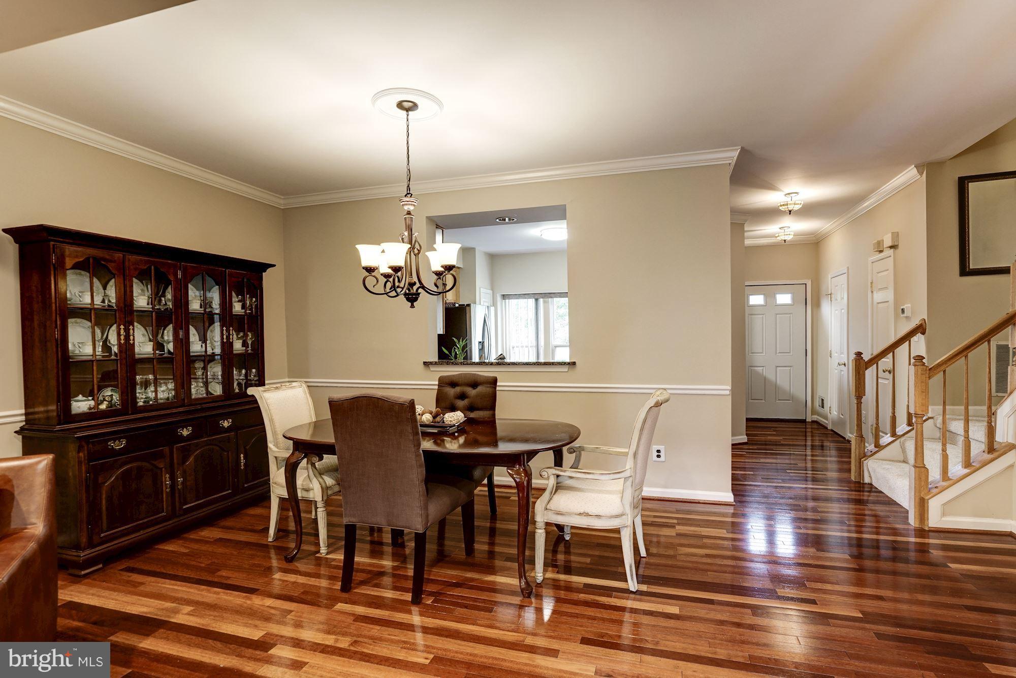 COMPTON VILLAGE - Residential