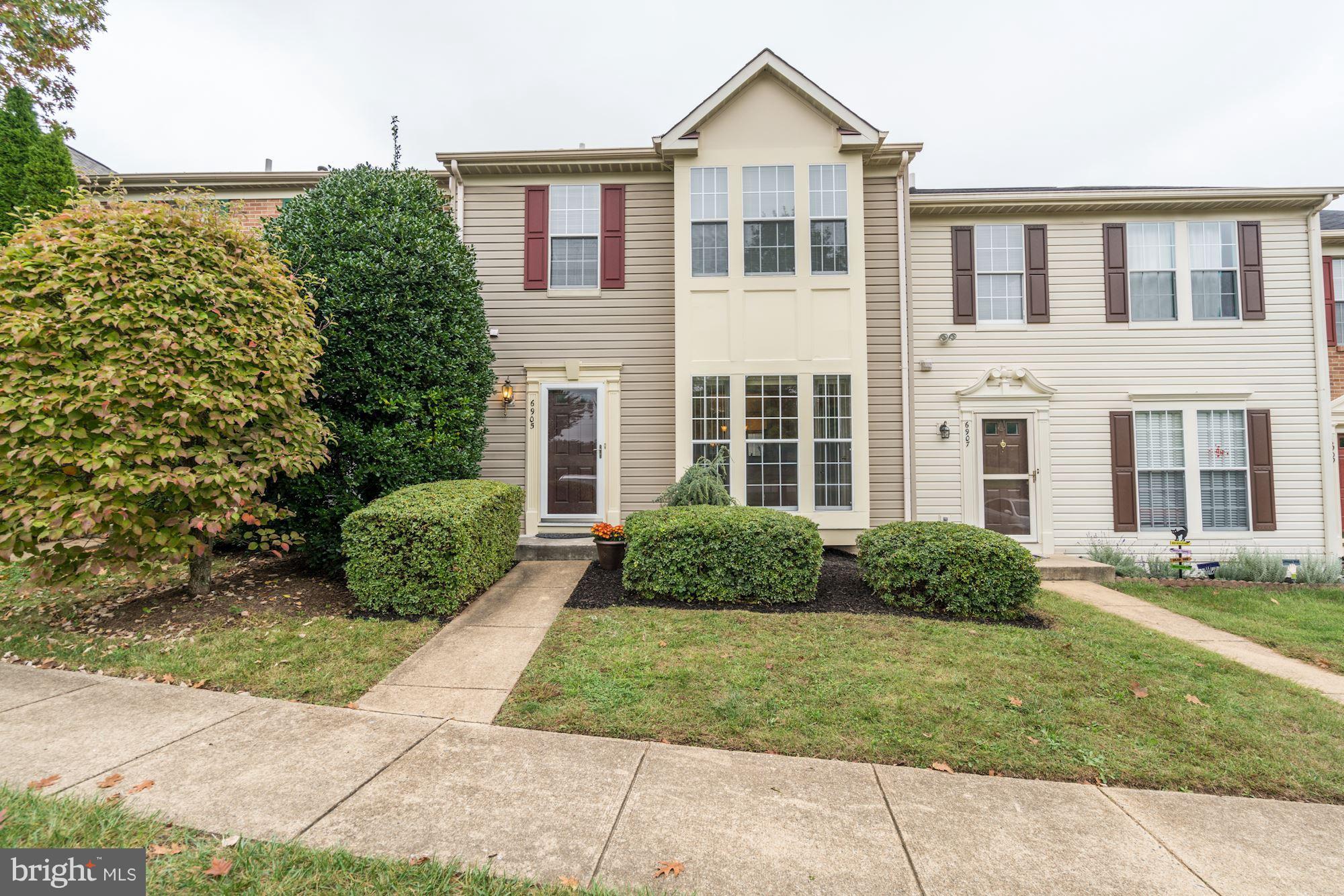 COMPTON VILLAGE - Residential