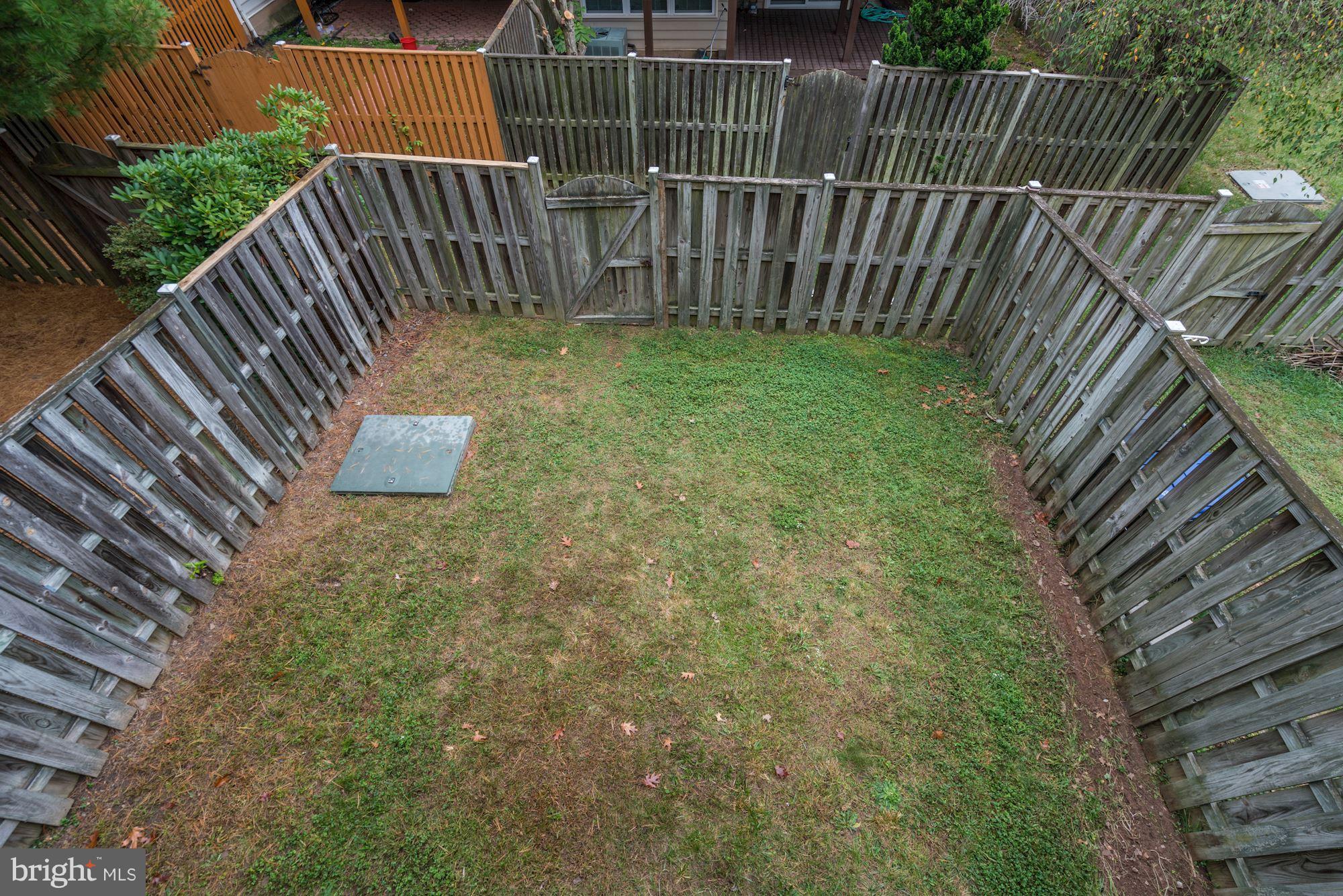 COMPTON VILLAGE - Residential