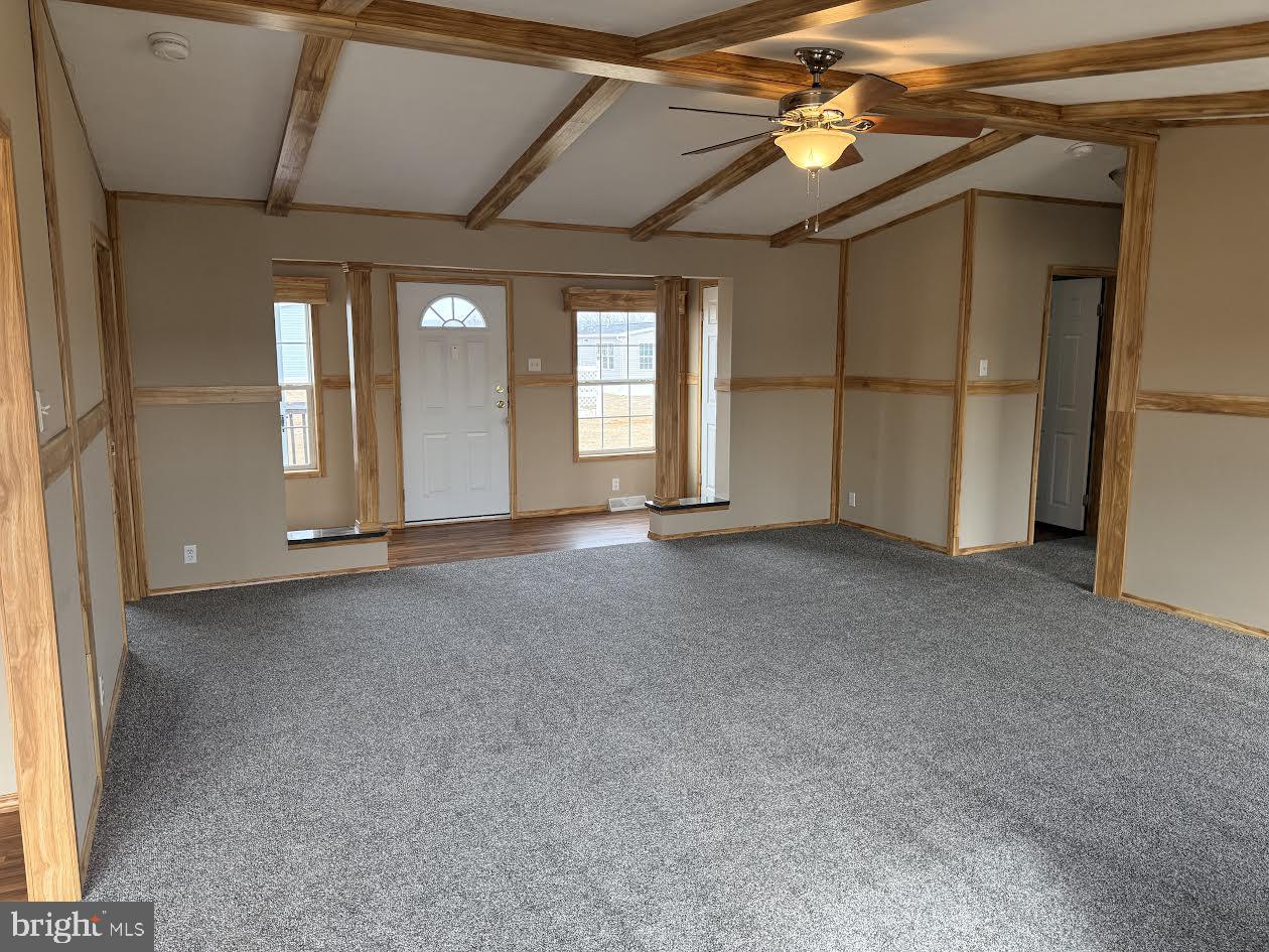 MAIZEFIELD COMMUNITY - Residential