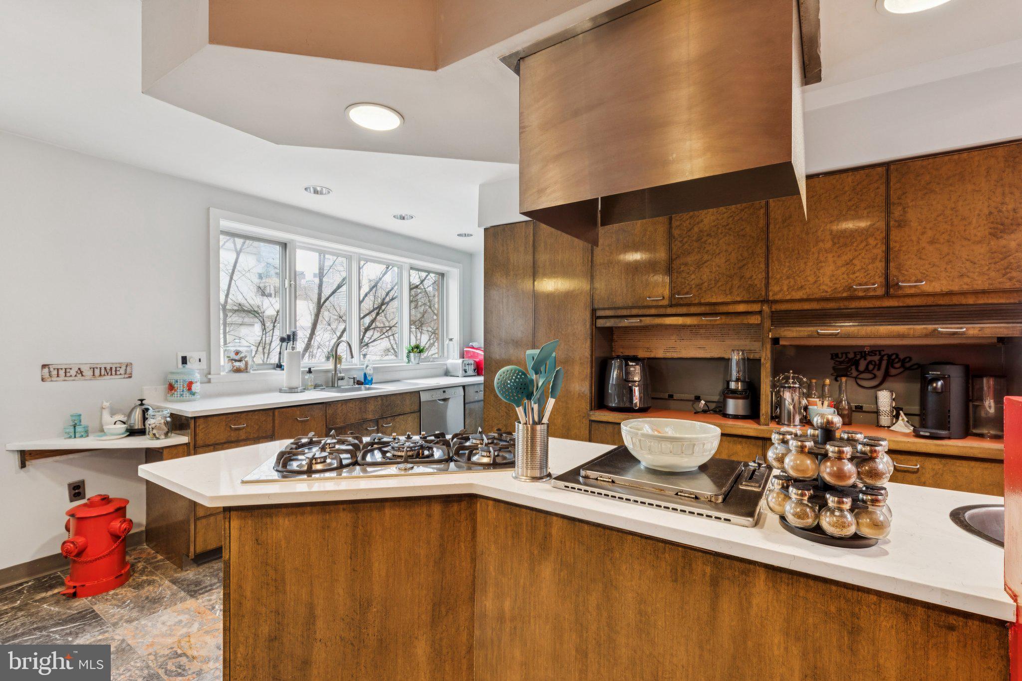 GRADUATE HOSPITAL - Residential