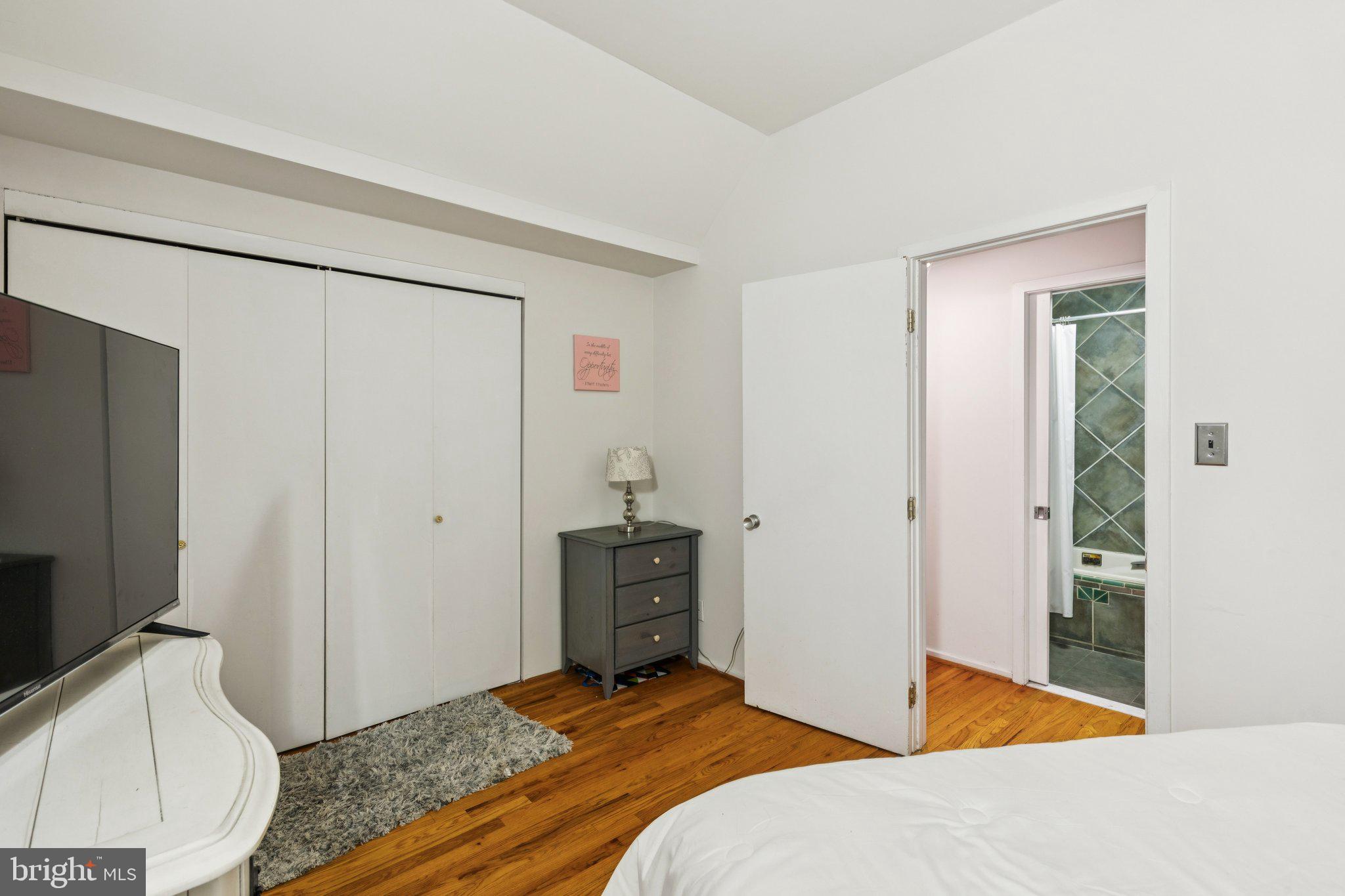 GRADUATE HOSPITAL - Residential