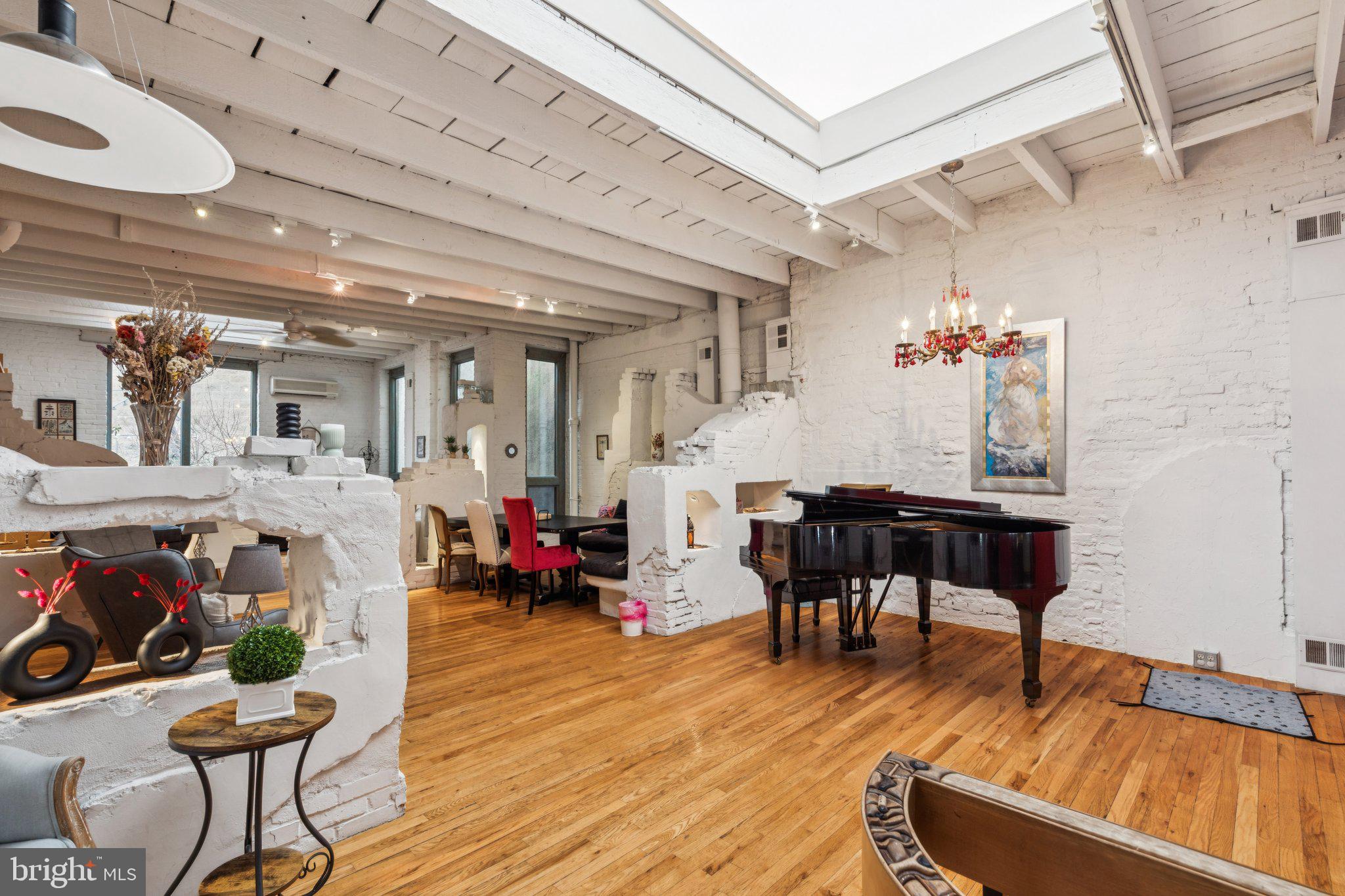 GRADUATE HOSPITAL - Residential