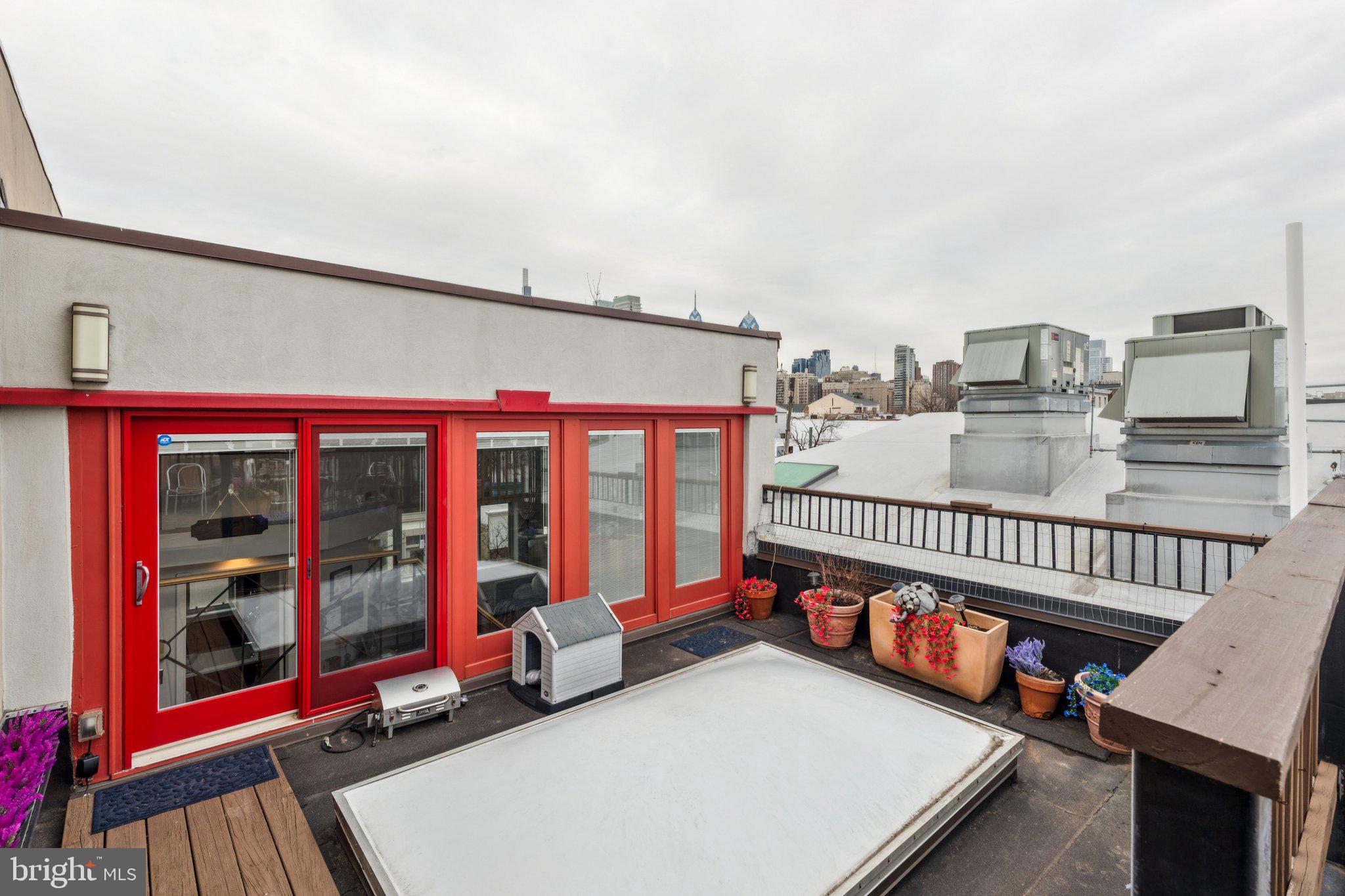 GRADUATE HOSPITAL - Residential