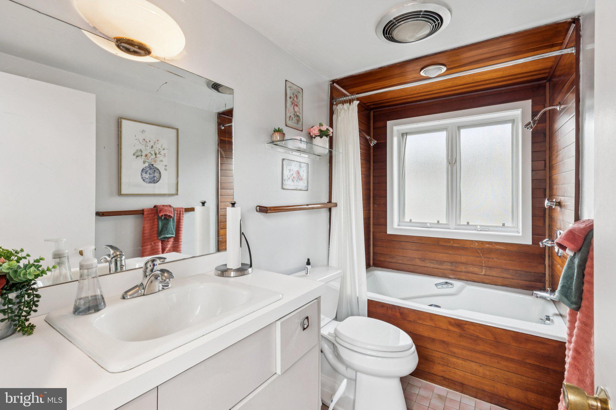 GRADUATE HOSPITAL - Residential